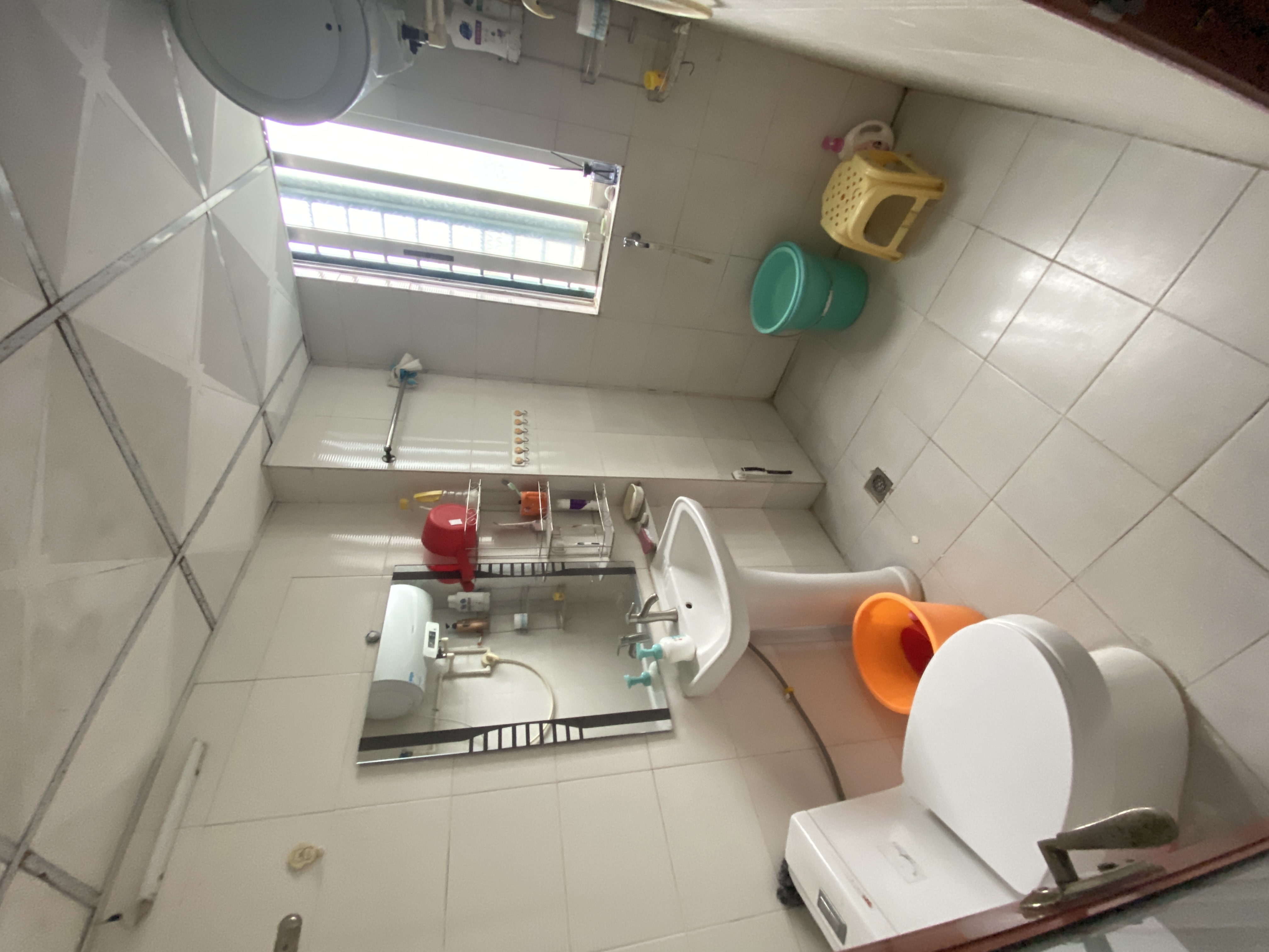 燕海大厦 3室2厅1卫 2000.0元/月 燕海大厦 3室2厅1卫 2000.0元/月室内图