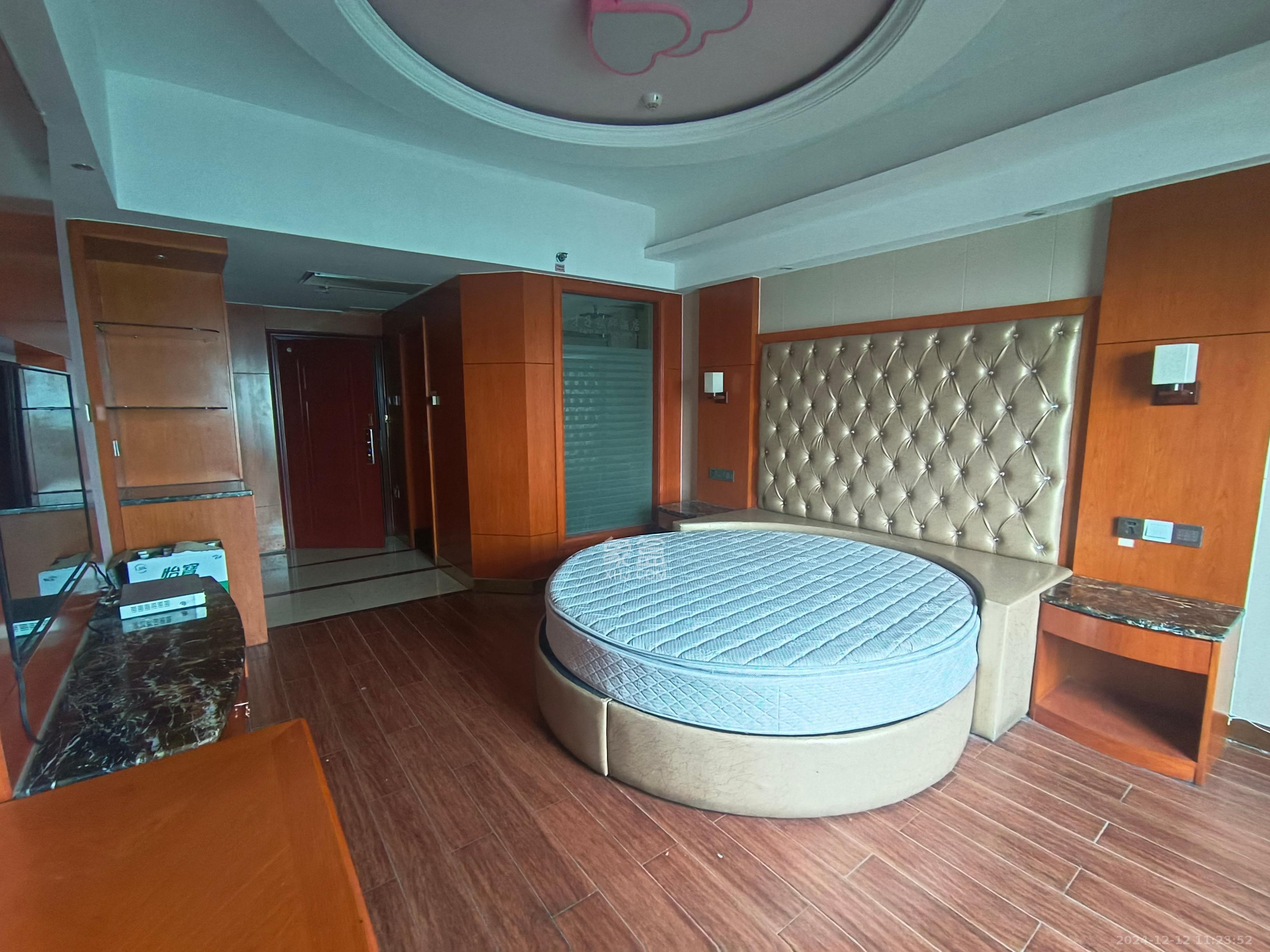 才子佳郡  1室1厅1卫    1000.0元/月 才子佳郡  1室1厅1卫    1000.0元/月室内图