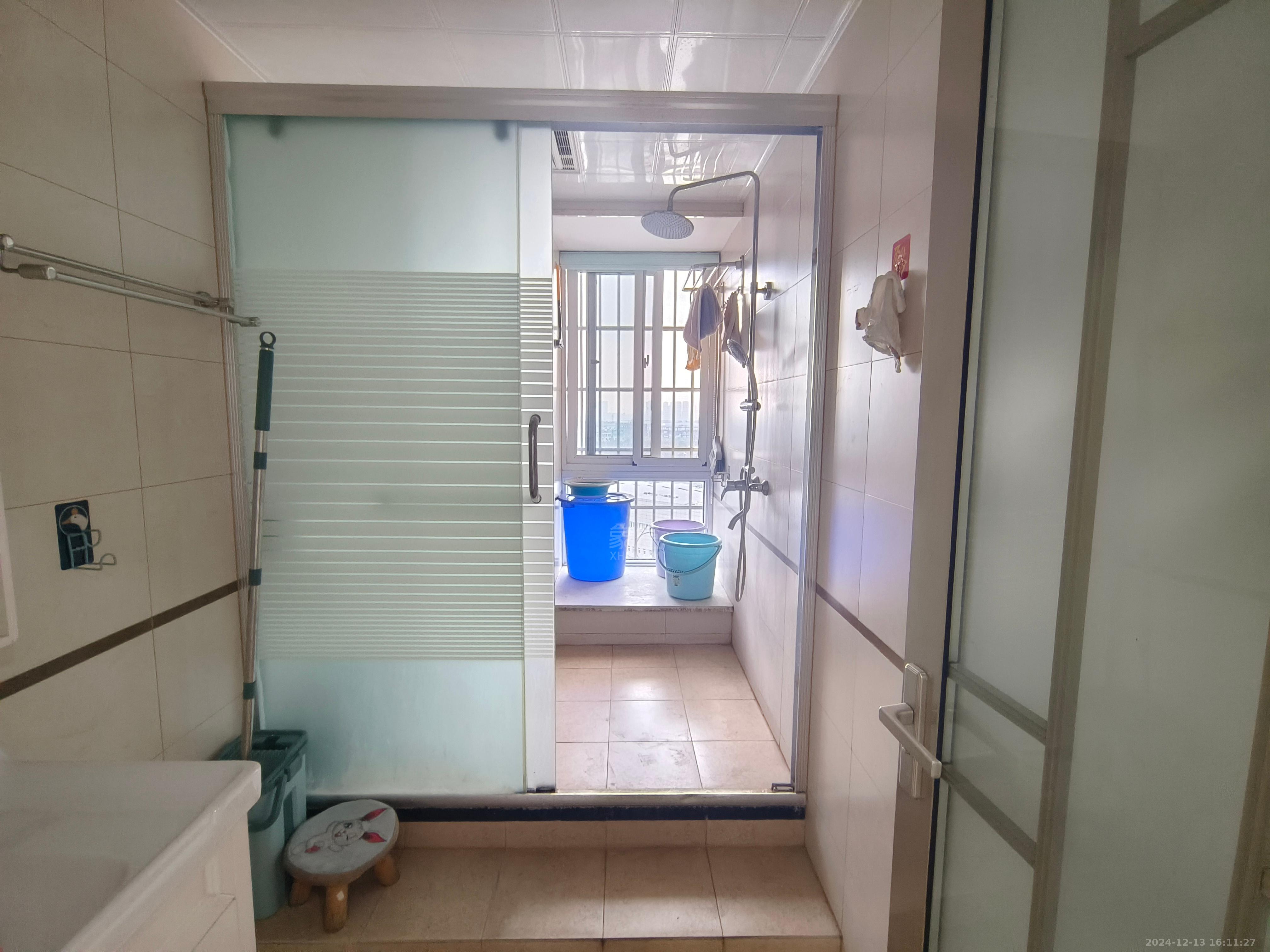 翠谷城 3室1厅1卫 2000.0元/月 翠谷城 3室1厅1卫 2000.0元/月室内图