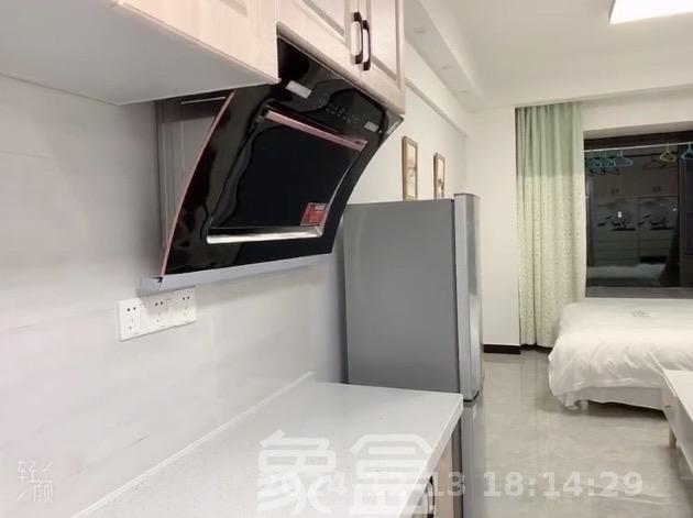 龙湖湘江星座（祺鑫星座公寓）  1室1厅1卫   1600.00元/月室内图