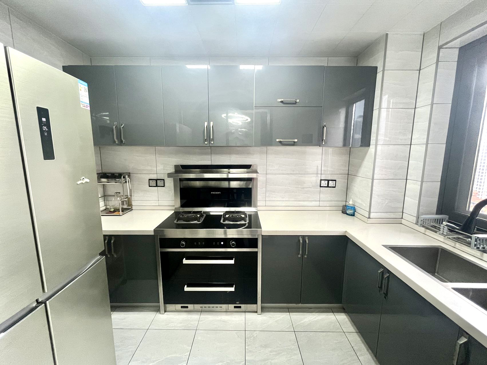 金水湾 1室1厅1卫 2500.0元/月 金水湾 1室1厅1卫 2500.0元/月室内图