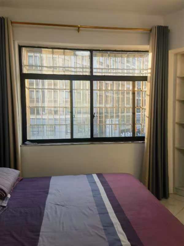 裕都国际 1室1厅1卫 1100.0元/月 裕都国际 1室1厅1卫 1100.0元/月室内图