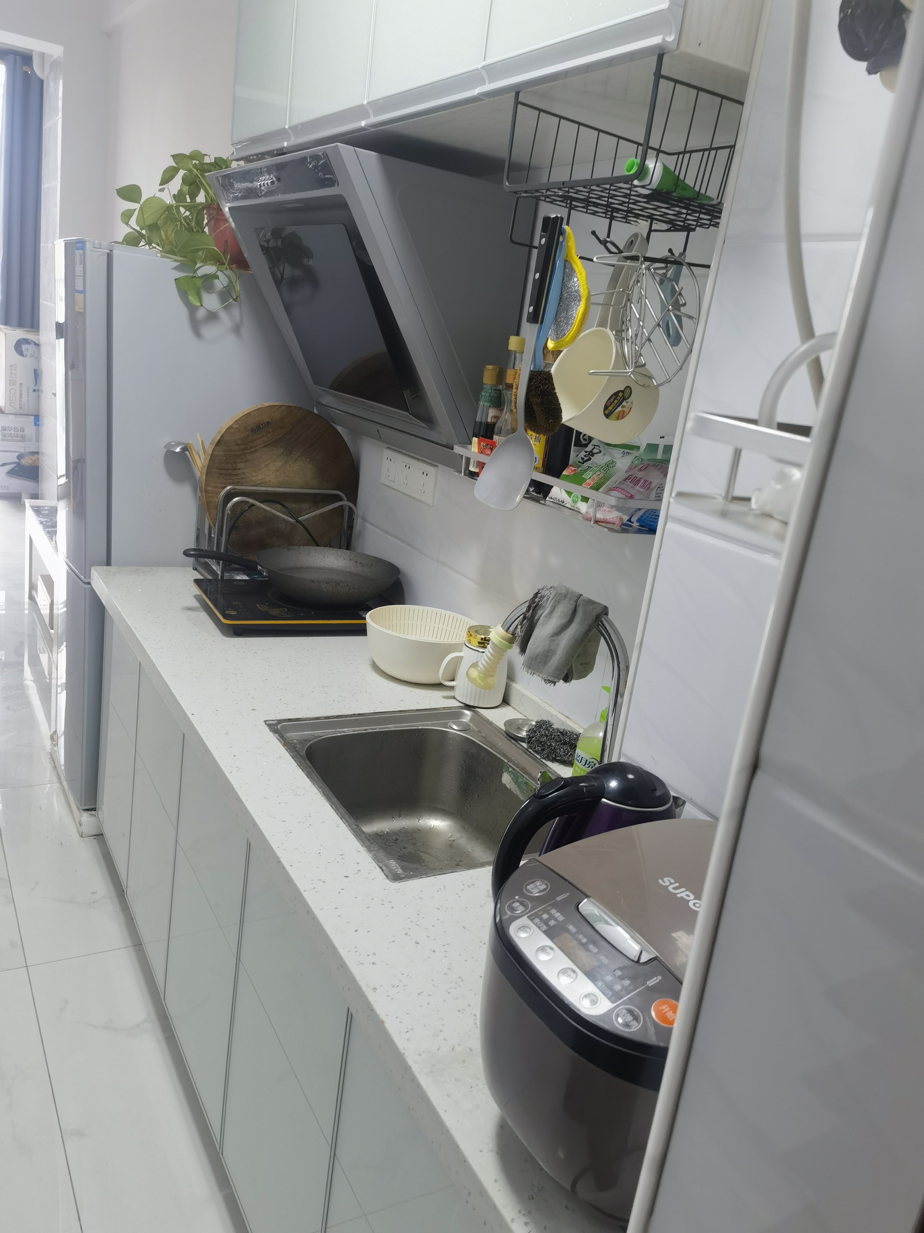 裕都国际 1室1厅1卫 1100.0元/月 裕都国际 1室1厅1卫 1100.0元/月室内图