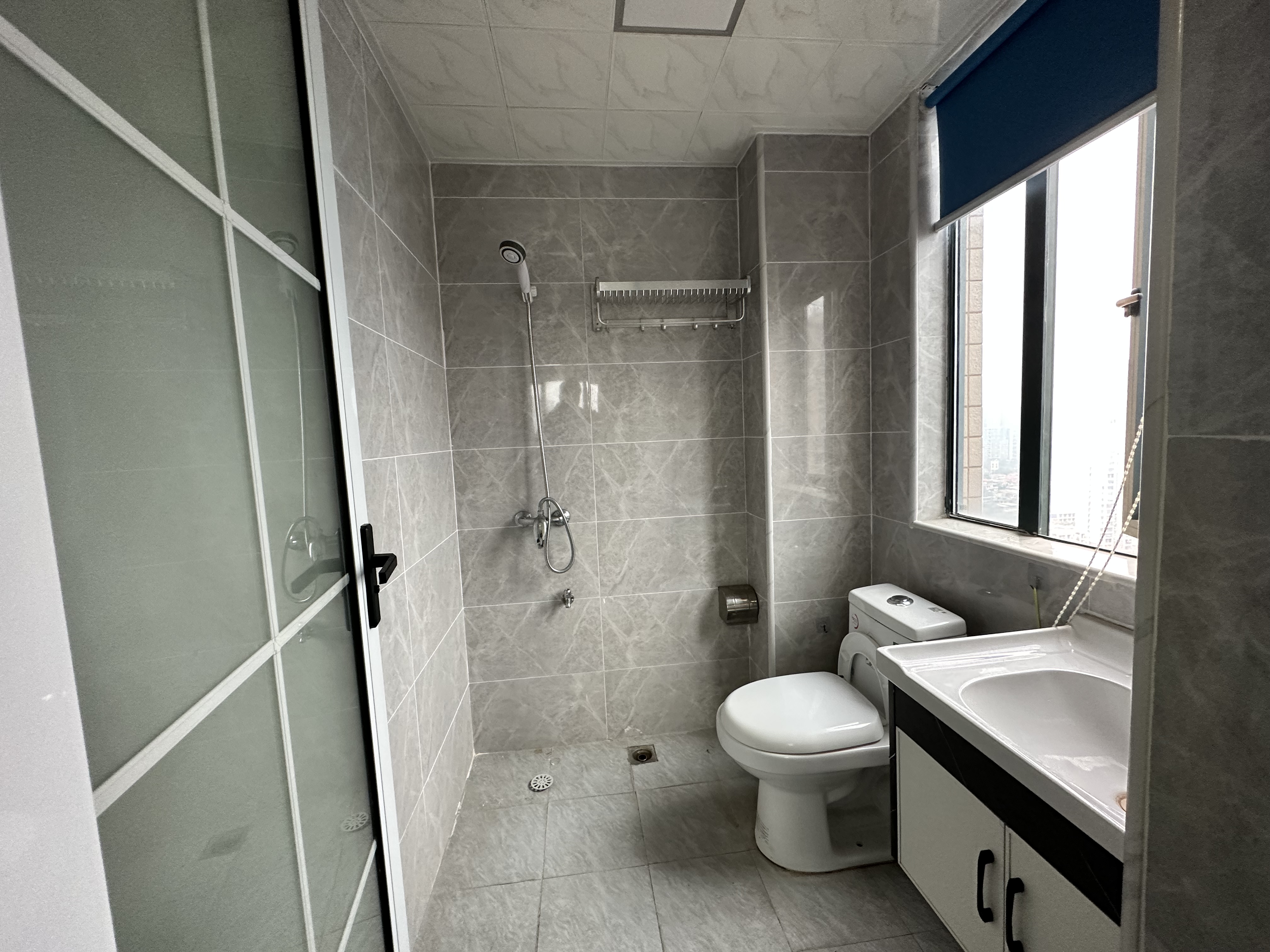 金湘苑(星澜之悦) 4室2厅2卫 2200.0元/月 金湘苑(星澜之悦) 4室2厅2卫 2200.0元/月室内图