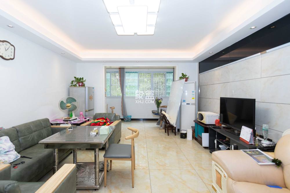 南湖雅苑 3室2厅2卫 1500.0元/月 南湖雅苑 3室2厅2卫 1500.0元/月室内图