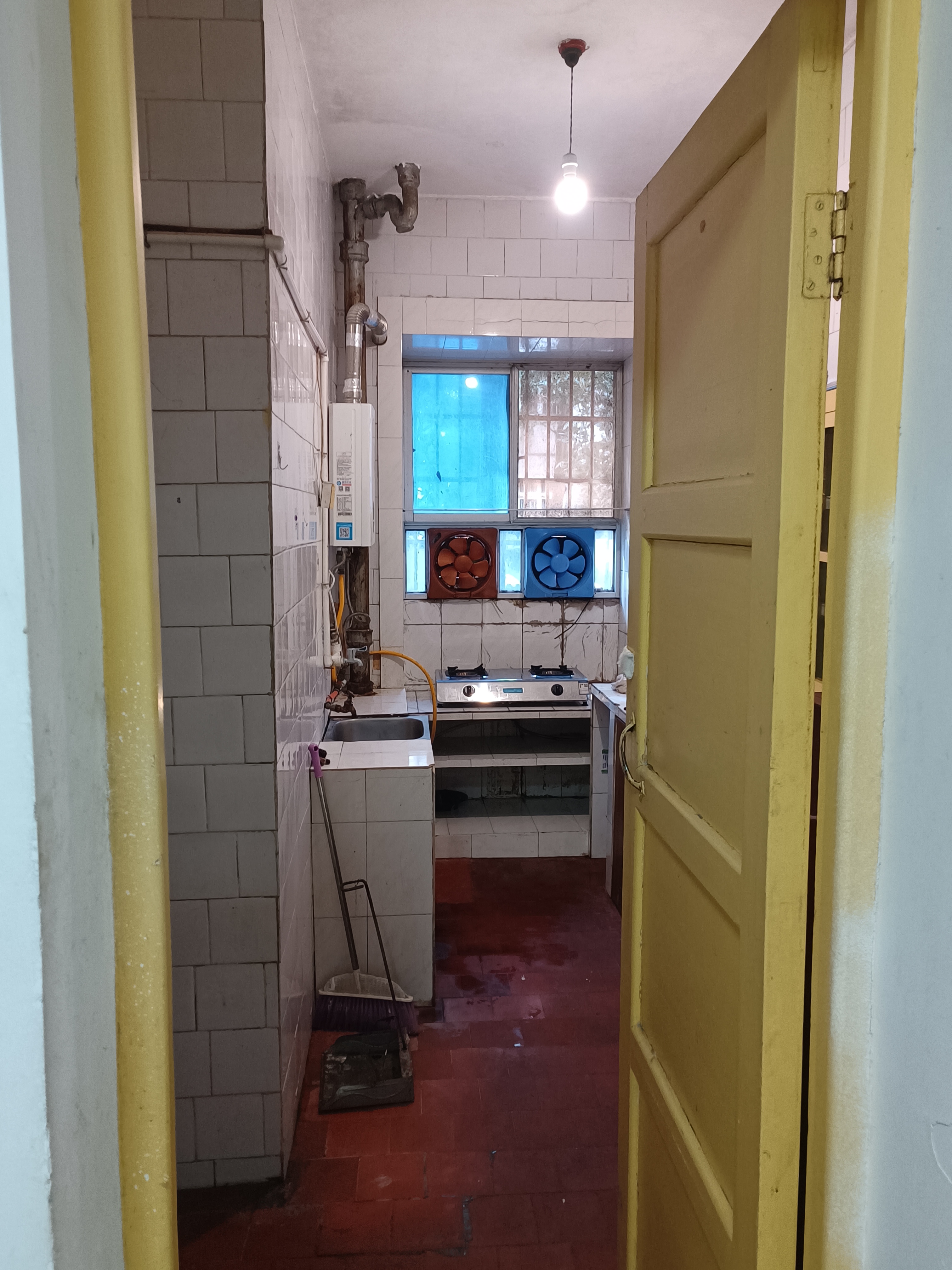 静宜园小区  2室2厅1卫    2100.0元/月 静宜园小区  2室2厅1卫    2100.0元/月户型图