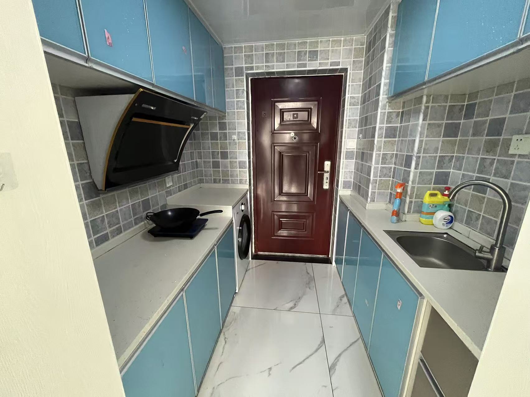 MOMA当代广场 1室0厅0卫 1300.0元/月 MOMA当代广场 1室0厅0卫 1300.0元/月室内图