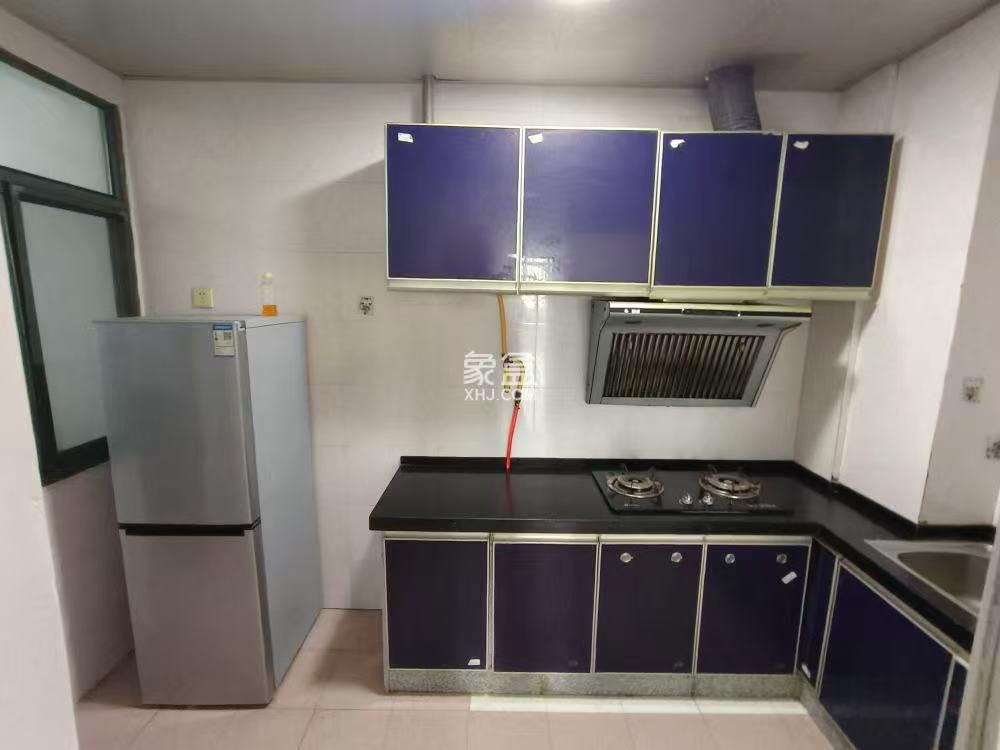 金茂尚都天台路123号 2室2厅1卫 42.0万 金茂尚都天台路123号 2室2厅1卫 42.0万室内图