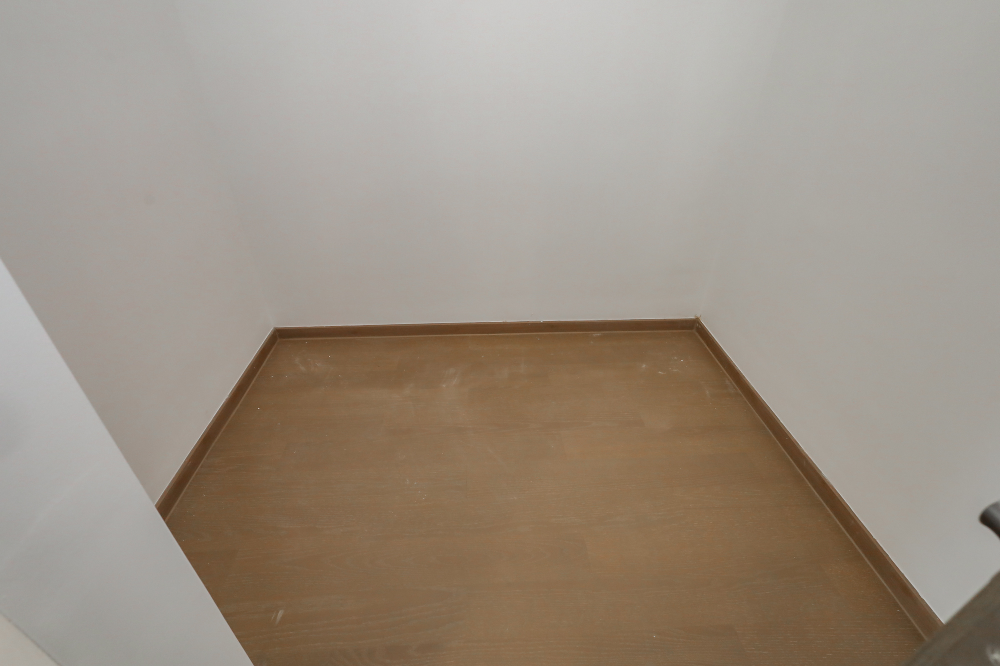 滨江府1913  4室2厅3卫    475.0万 滨江府1913  4室2厅3卫    475.0万卧室