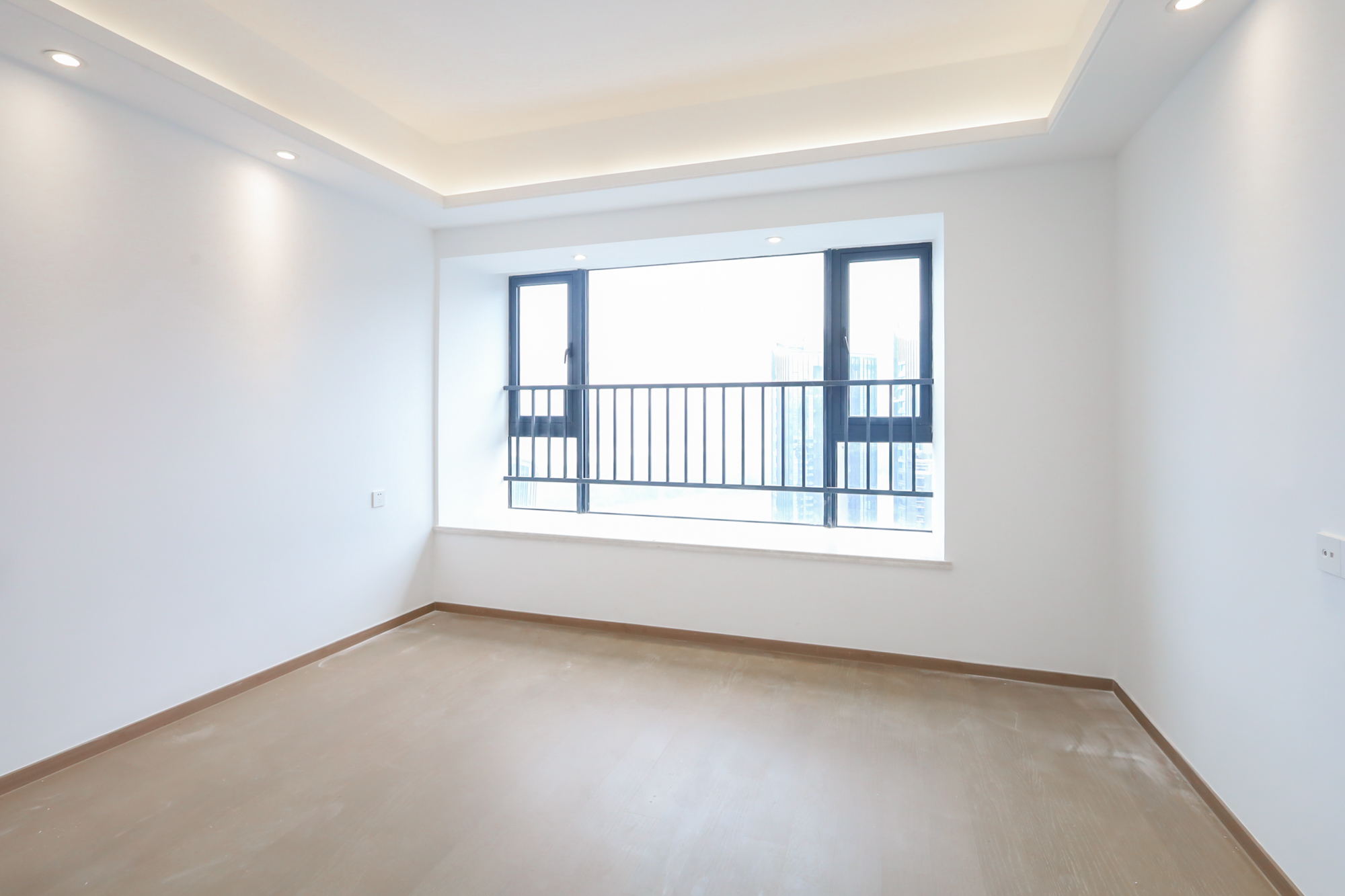 滨江府1913  4室2厅3卫    475.0万 滨江府1913  4室2厅3卫    475.0万卧室