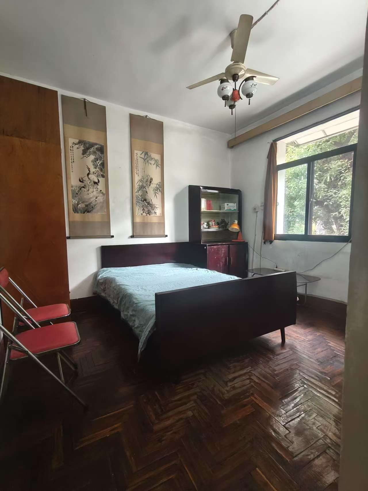 人民新村  3室1厅1卫    1800.0元/月 人民新村  3室1厅1卫    1800.0元/月室内图