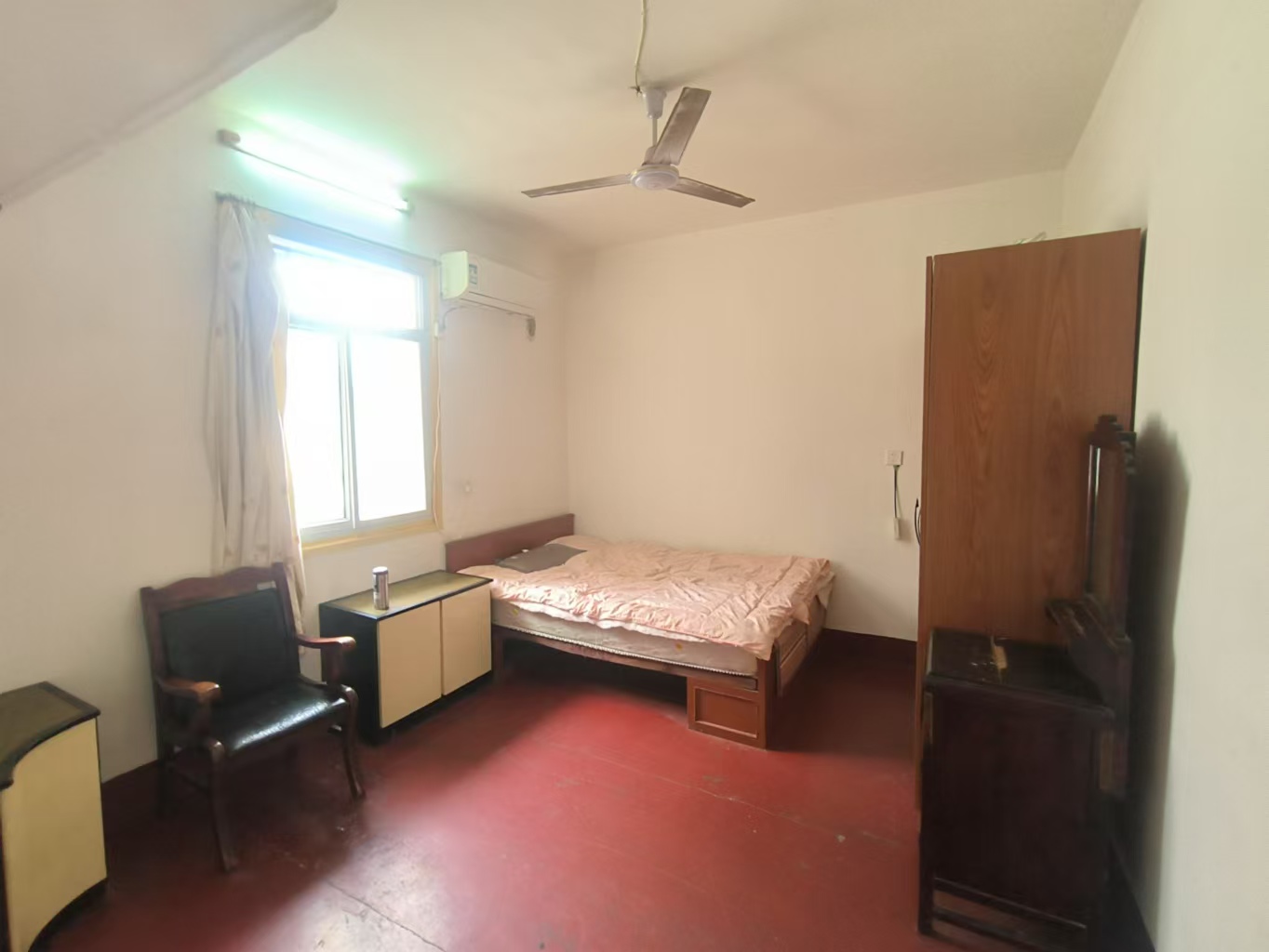 大椿桥散盘 3室1厅1卫 1800.0元/月 大椿桥散盘 3室1厅1卫 1800.0元/月室内图