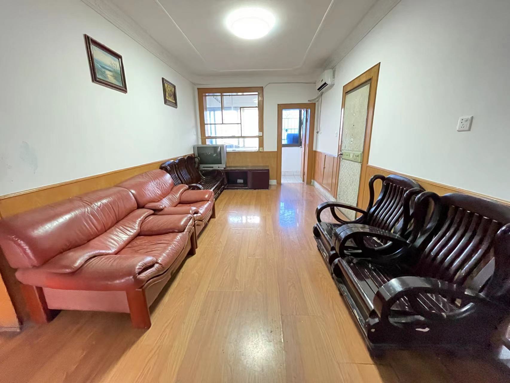 小林子冲社区 3室2厅2卫 2000.0元/月 小林子冲社区 3室2厅2卫 2000.0元/月室内图