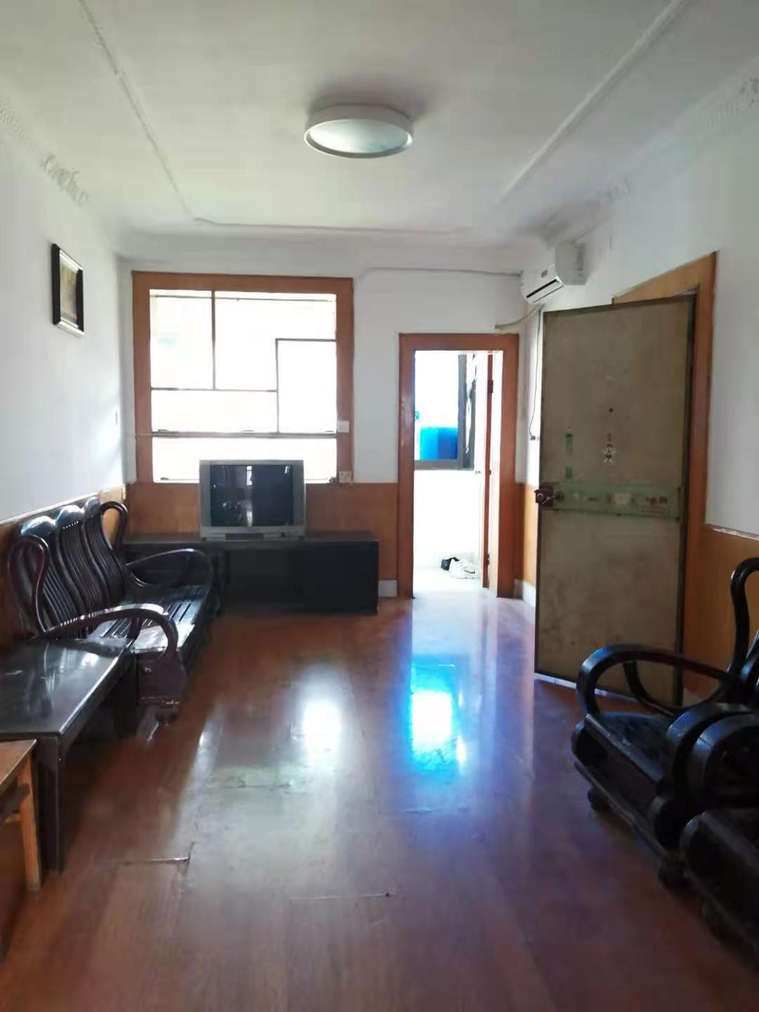 小林子冲社区 3室2厅2卫 2000.0元/月 小林子冲社区 3室2厅2卫 2000.0元/月室内图