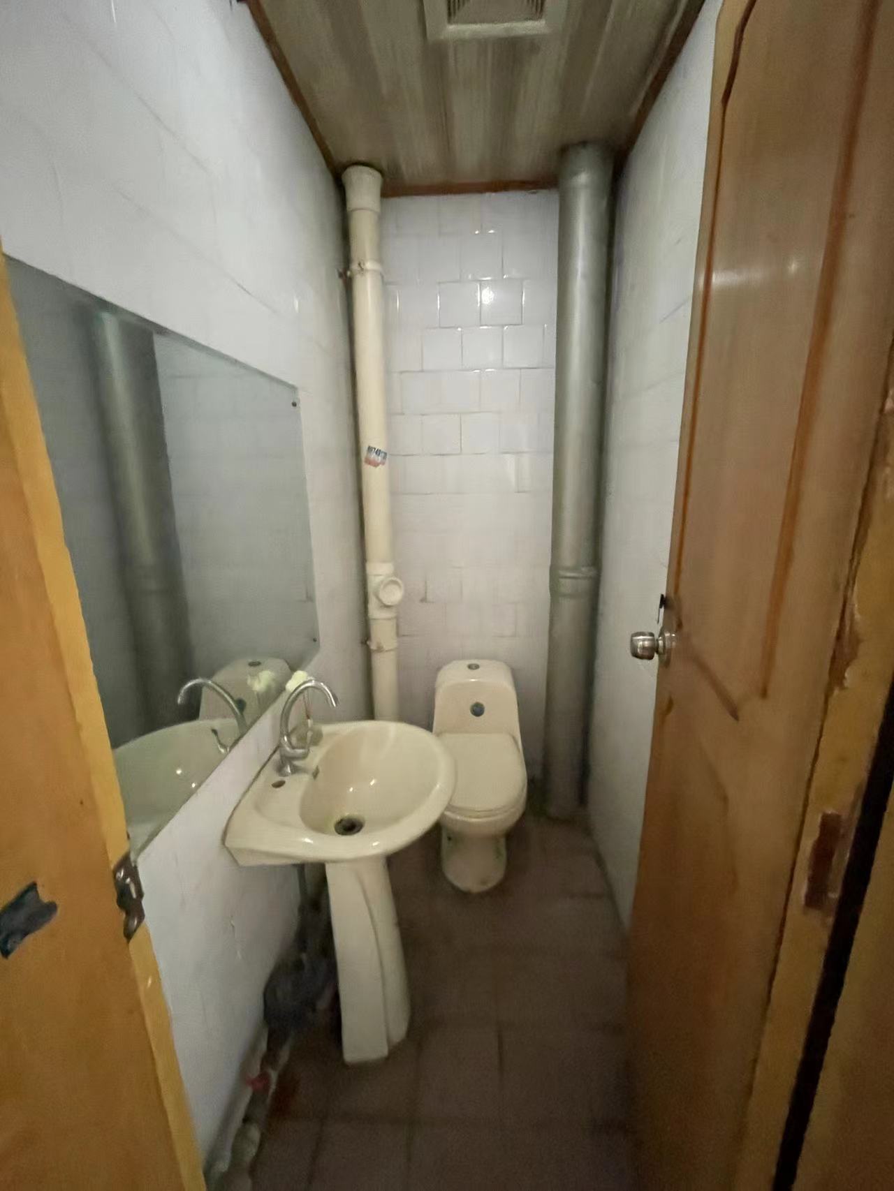 小林子冲社区 3室2厅2卫 2000.0元/月 小林子冲社区 3室2厅2卫 2000.0元/月室内图