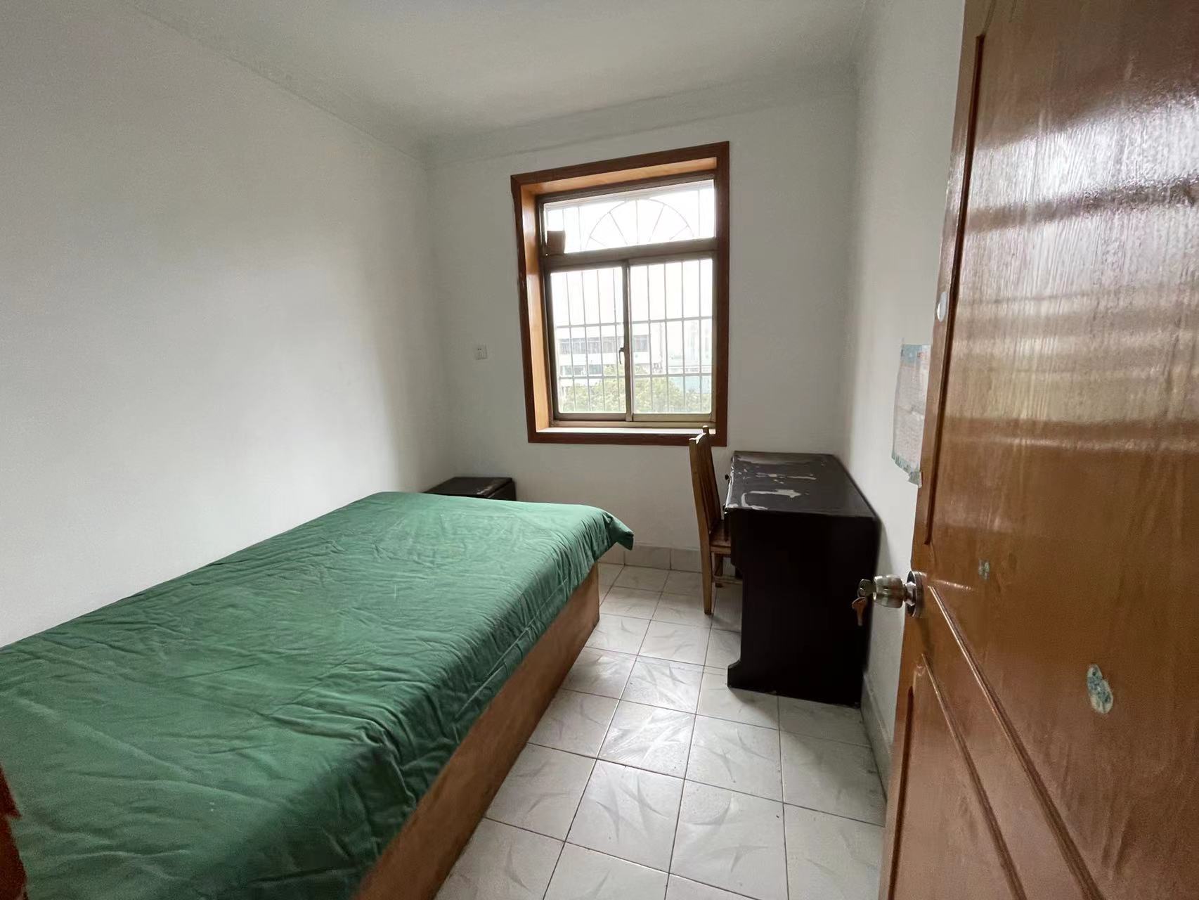 小林子冲社区 3室2厅2卫 2000.0元/月 小林子冲社区 3室2厅2卫 2000.0元/月室内图