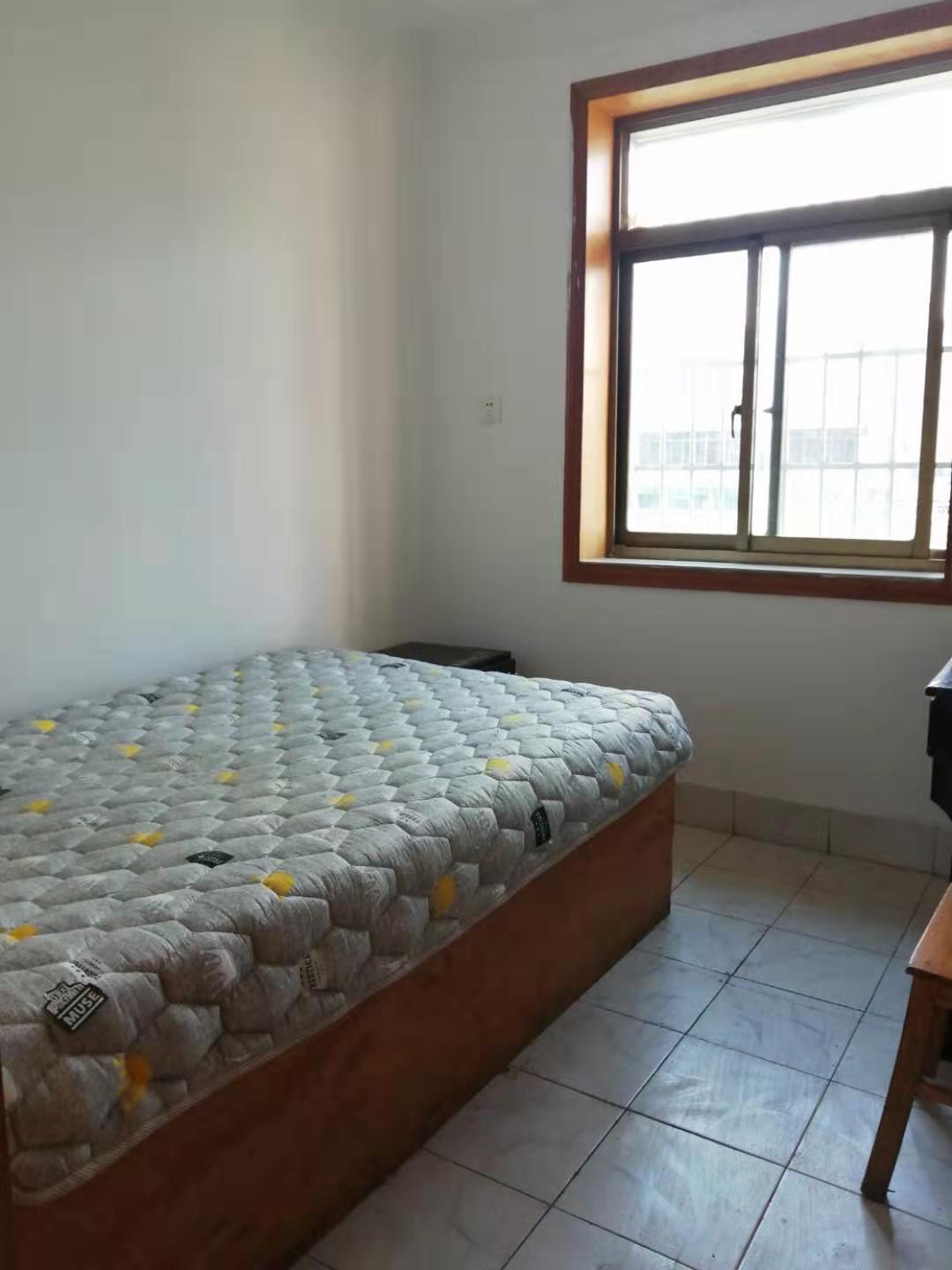 小林子冲社区 3室2厅2卫 2000.0元/月 小林子冲社区 3室2厅2卫 2000.0元/月室内图