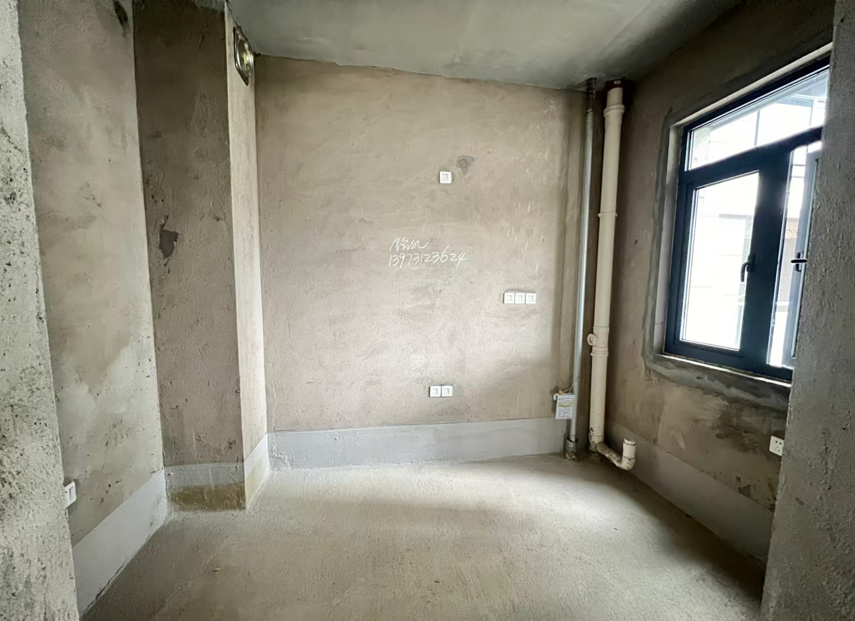 宝能公馆(美联天骄城五期) 4室2厅2卫 2500.0元/月 宝能公馆(美联天骄城五期) 4室2厅2卫 2500.0元/月室内图