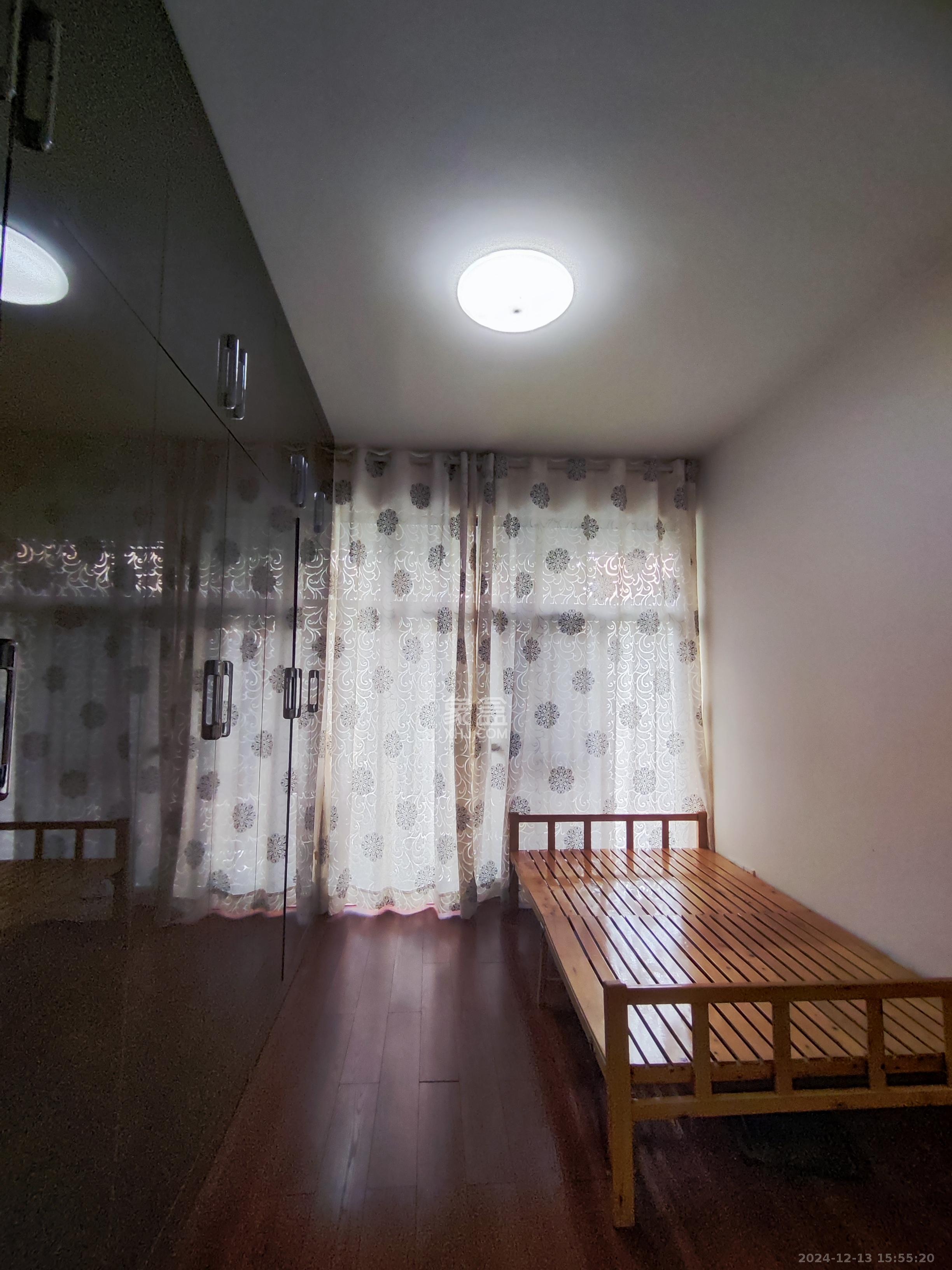 山水嘉园 3室1厅1卫 2200.0元/月 山水嘉园 3室1厅1卫 2200.0元/月室内图