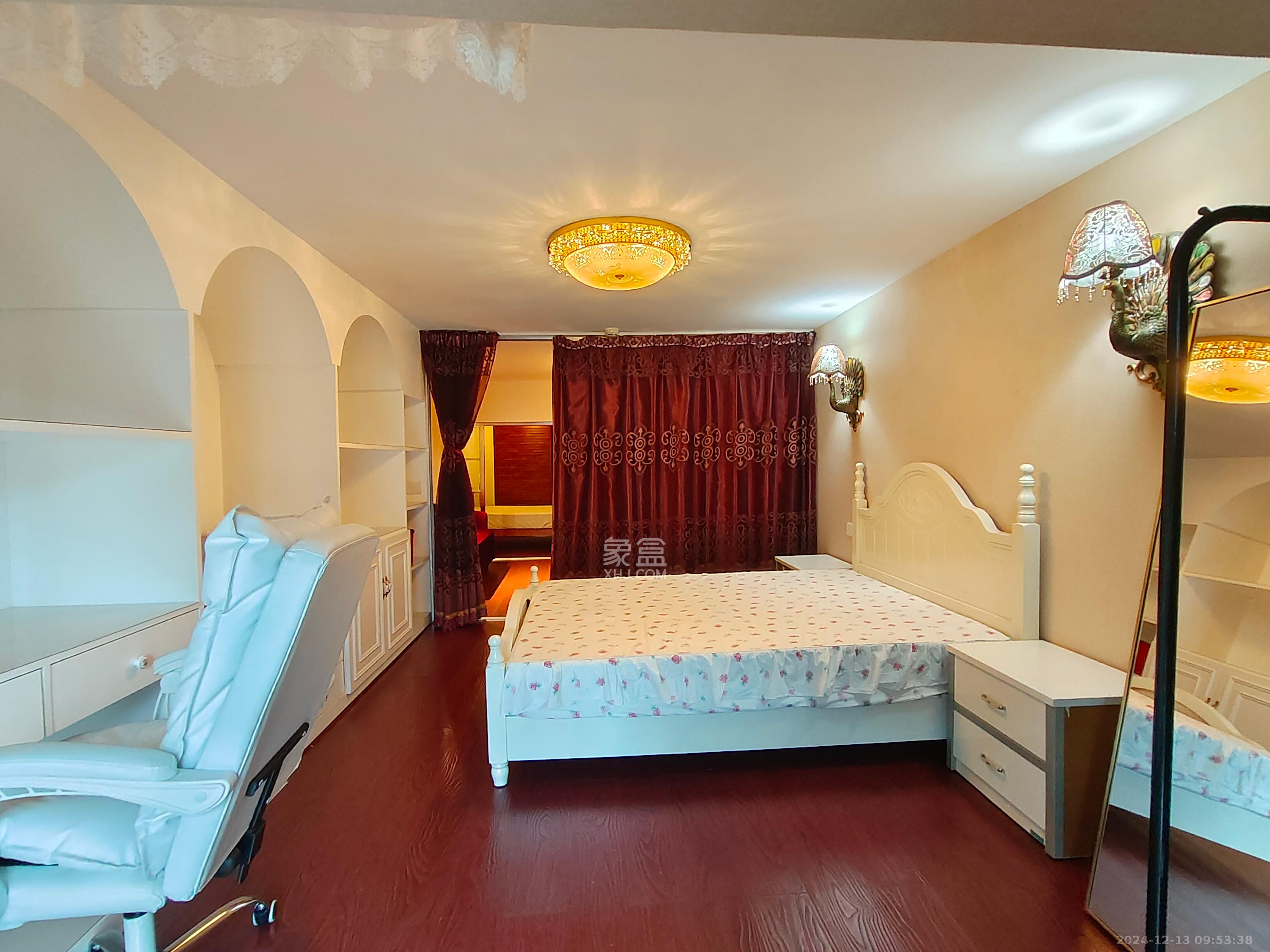 融圣国际 2室1厅1卫 2800.0元/月 融圣国际 2室1厅1卫 2800.0元/月室内图