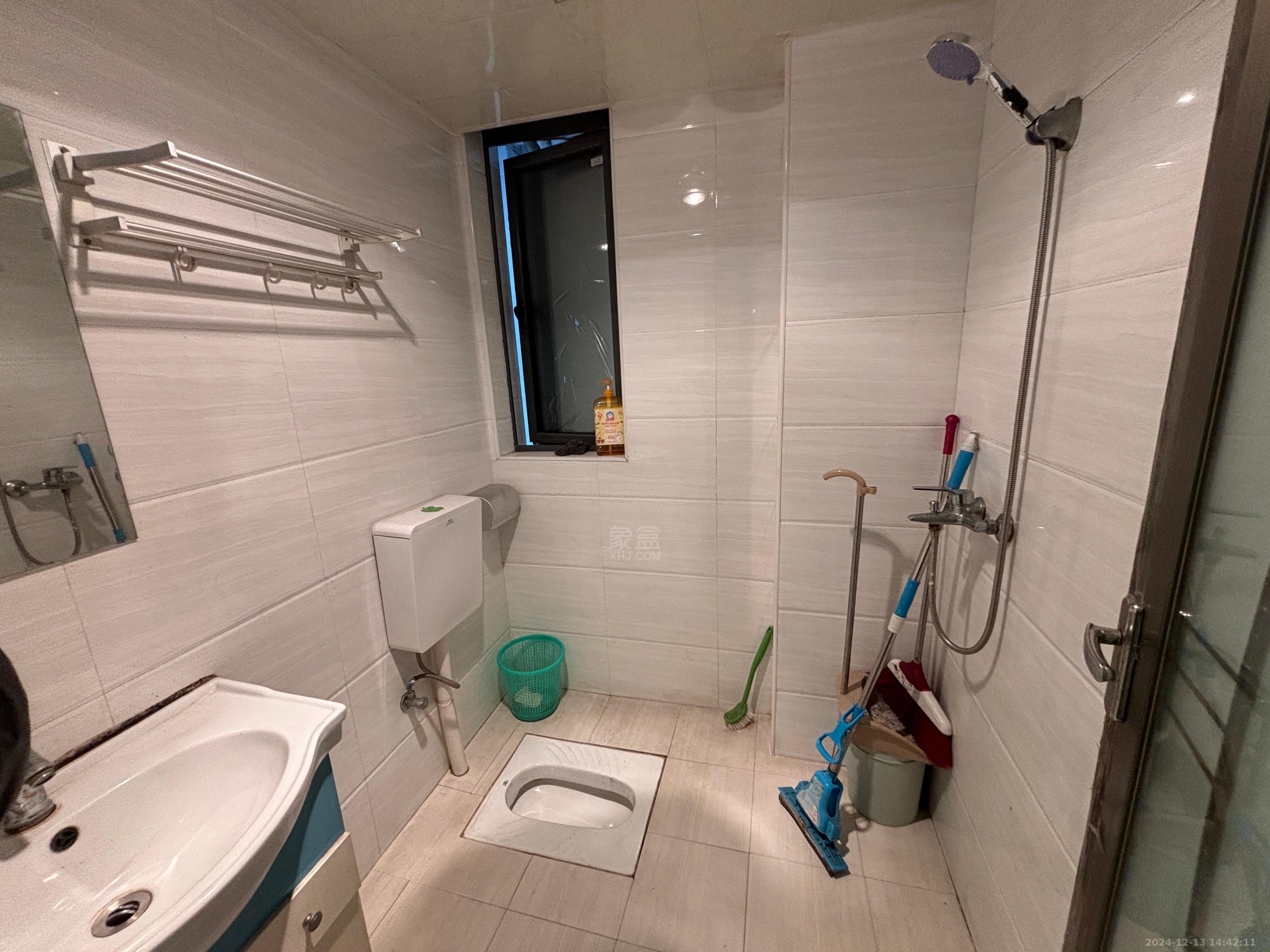 华晨御园 3室1厅1卫 1600.0元/月 华晨御园 3室1厅1卫 1600.0元/月室内图