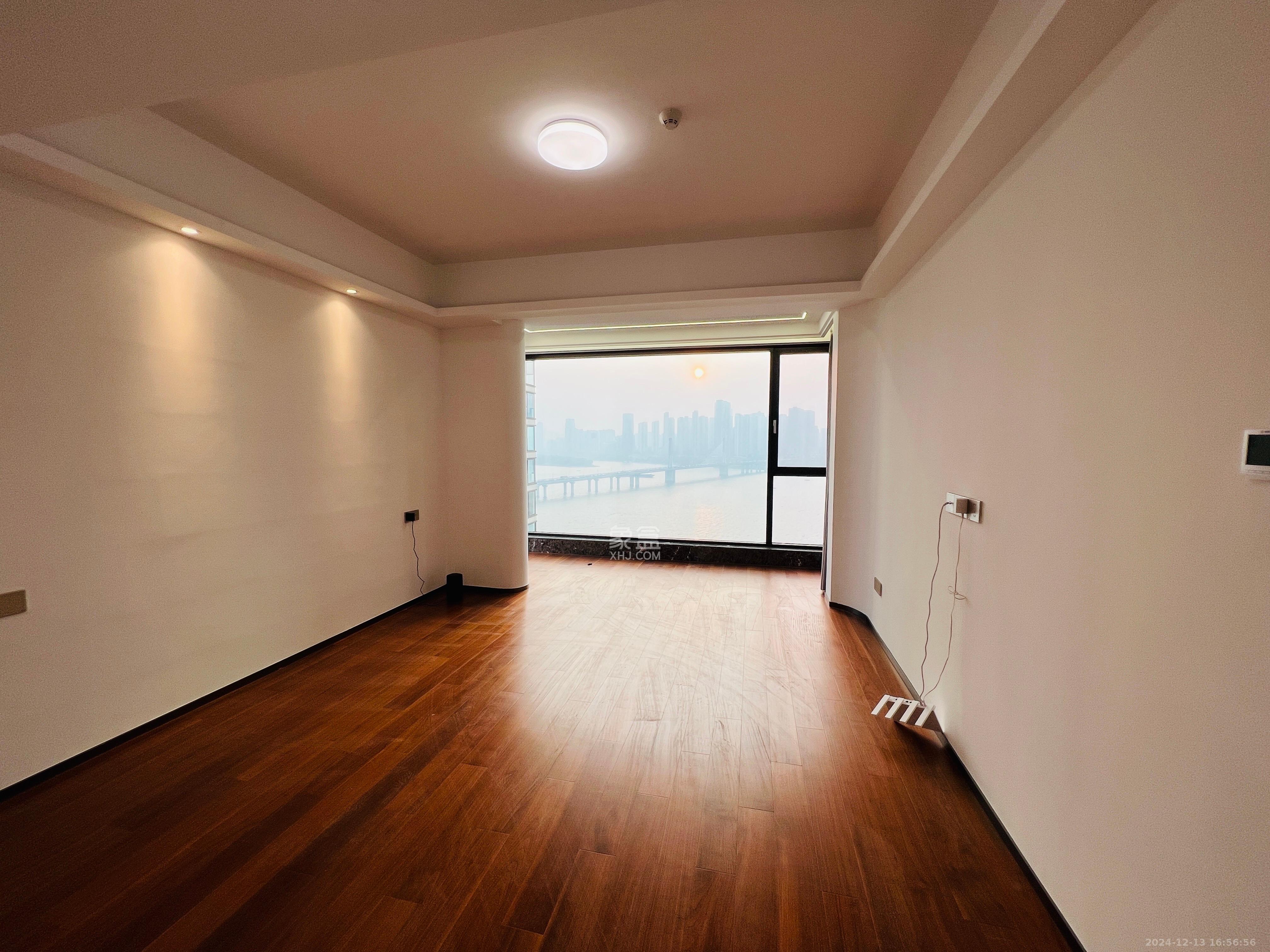 北辰瀚江府  4室2厅2卫    9000.0元/月 北辰瀚江府  4室2厅2卫    9000.0元/月室内图