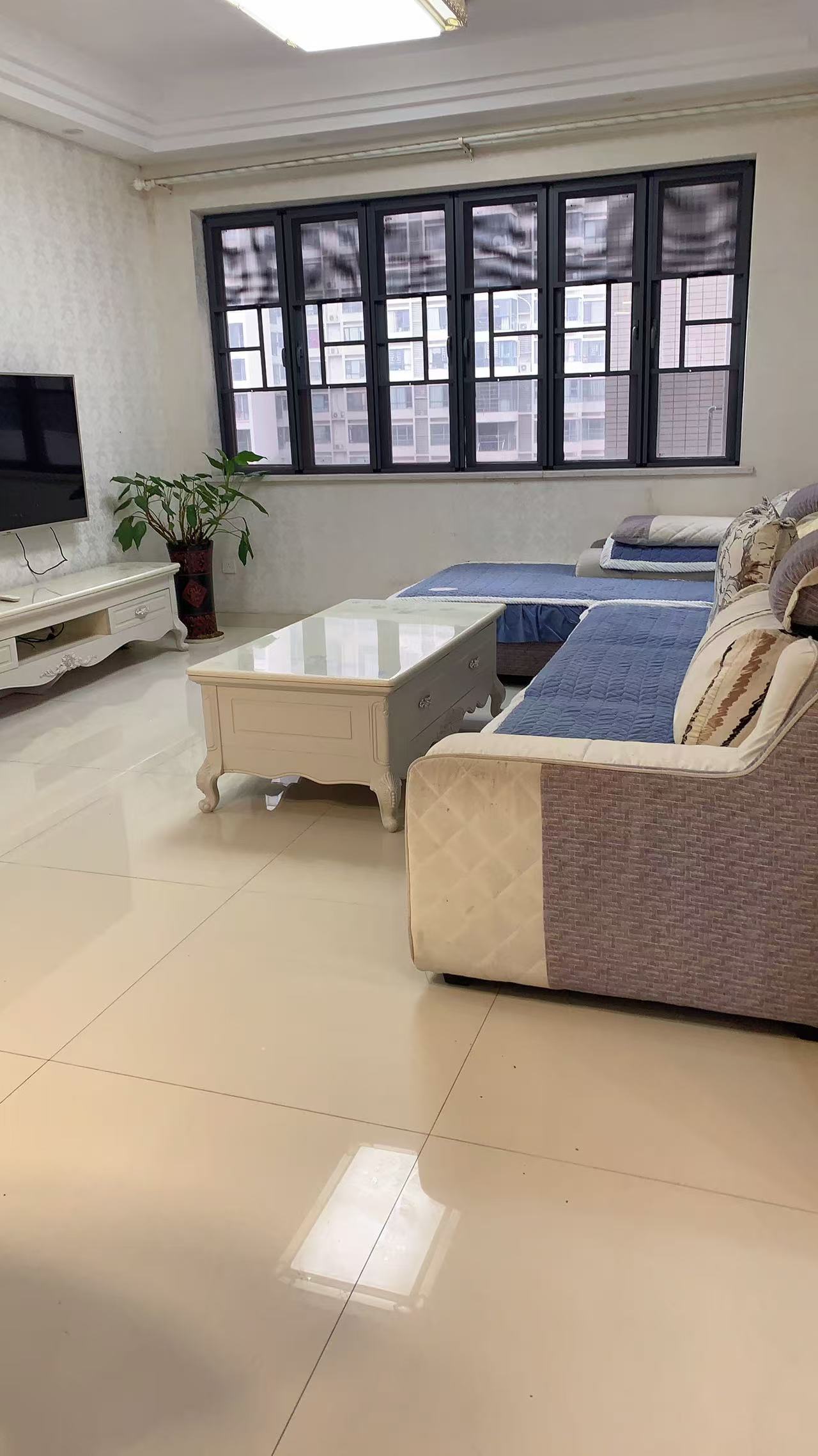 珠江愉景新城  1室0厅0卫    2000.0元/月 珠江愉景新城  1室0厅0卫    2000.0元/月室内图