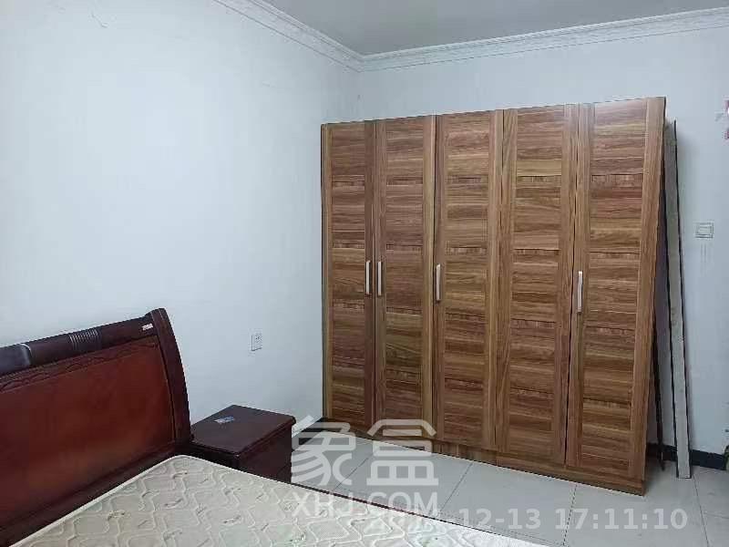 诚兴园 1室1厅1卫 900.0元/月 诚兴园 1室1厅1卫 900.0元/月室内图