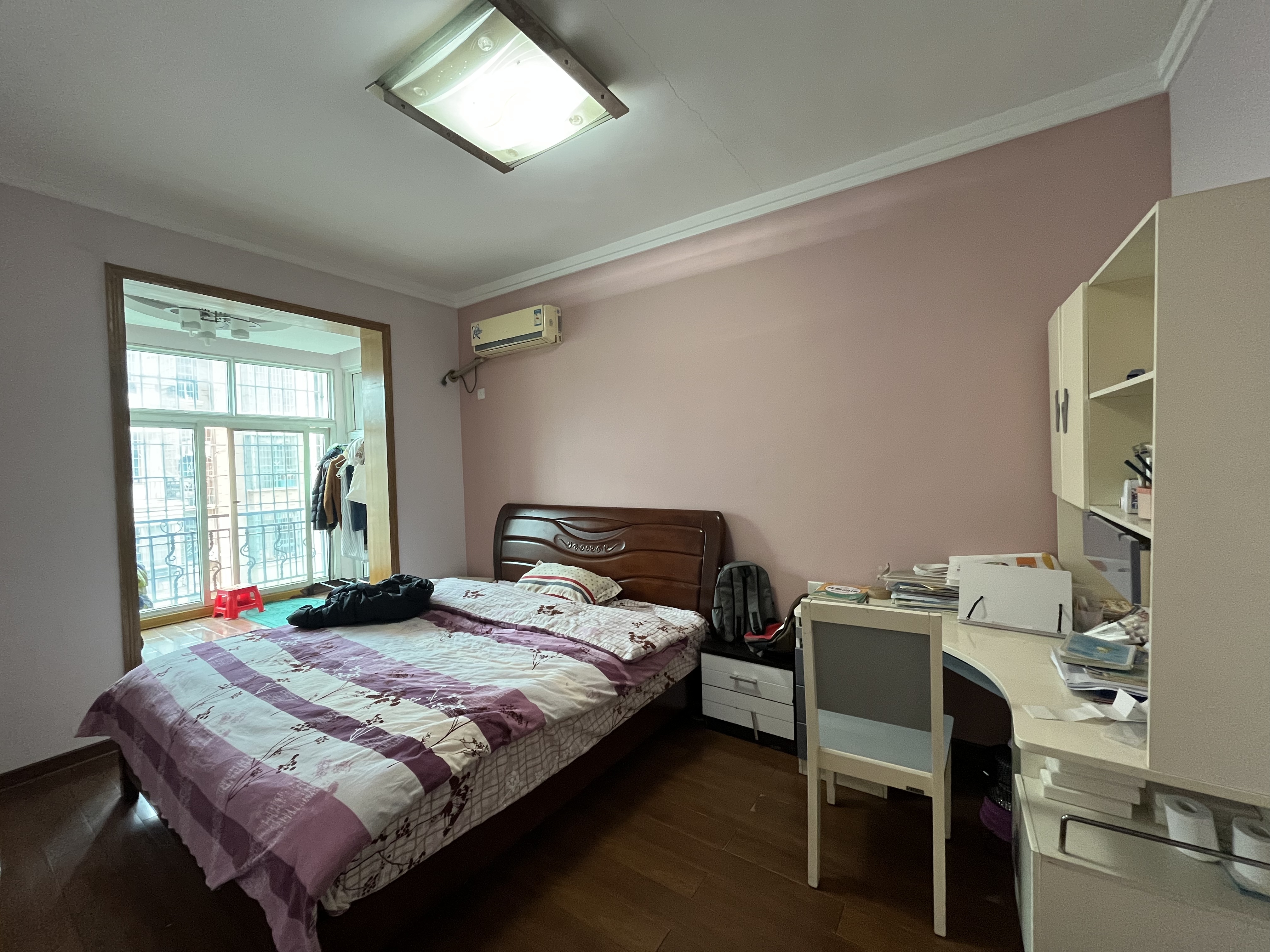 加州阳光小区(吉星阳光) 3室3厅2卫 40.0万 加州阳光小区(吉星阳光) 3室3厅2卫 40.0万客厅