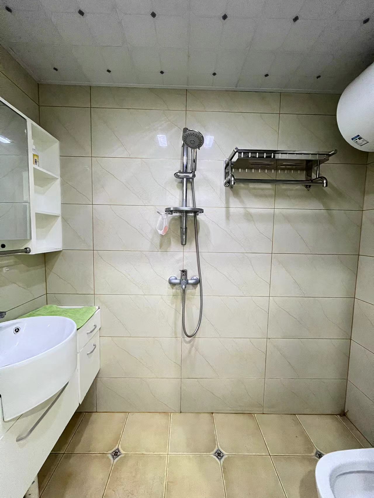 珠江愉景新城  1室0厅0卫   1200.00元/月室内图