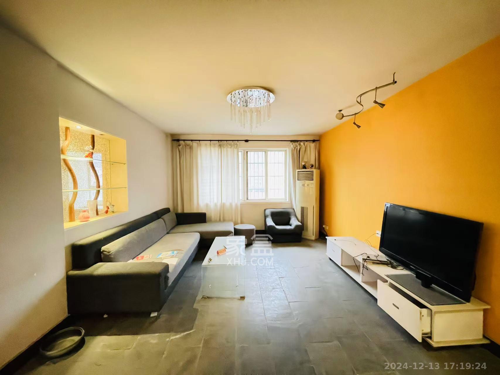 富绿新村 3室2厅1卫 1900.0元/月 富绿新村 3室2厅1卫 1900.0元/月室内图