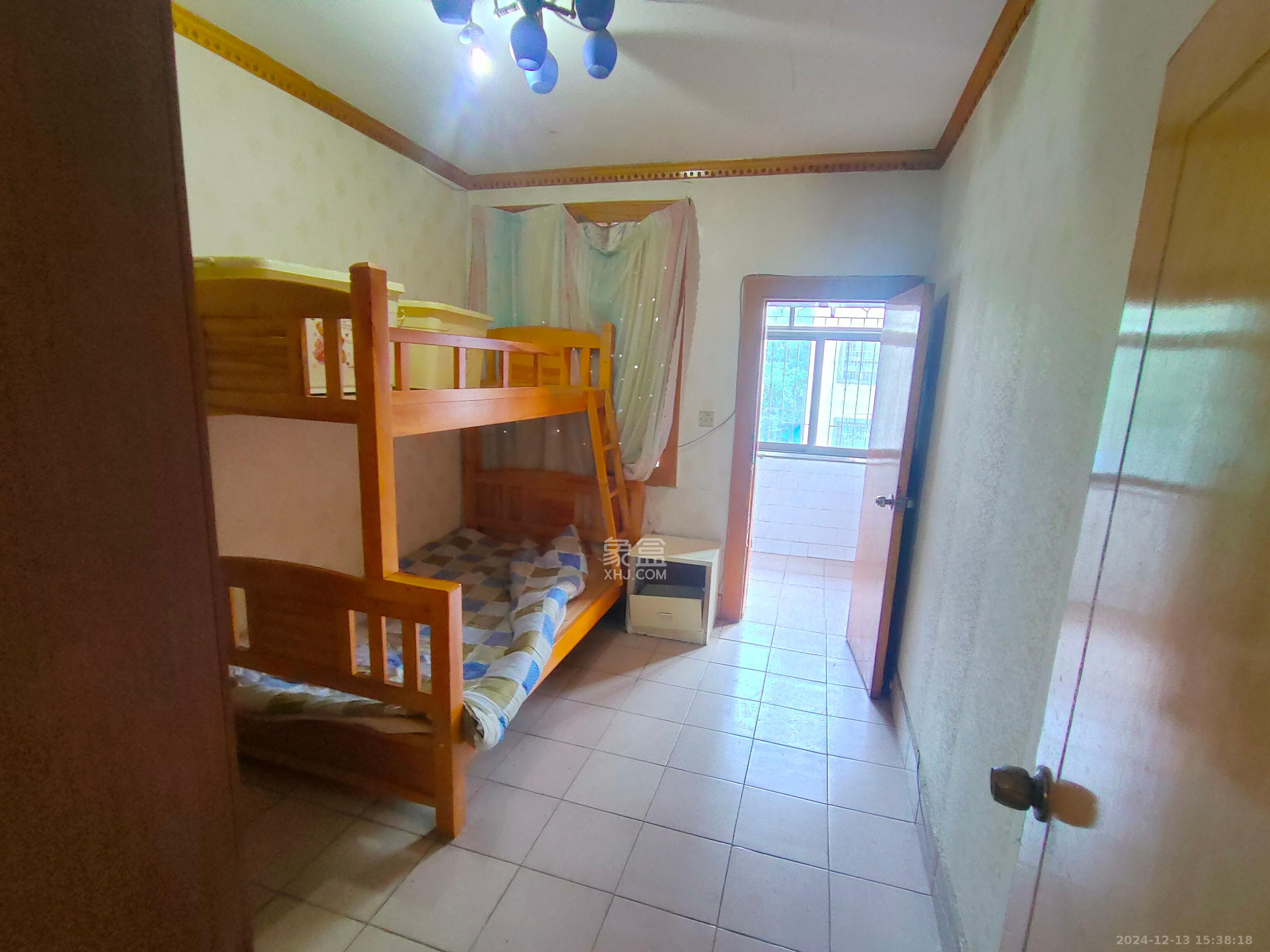 四村街社区 1室0厅0卫 1000.0元/月 四村街社区 1室0厅0卫 1000.0元/月室内图