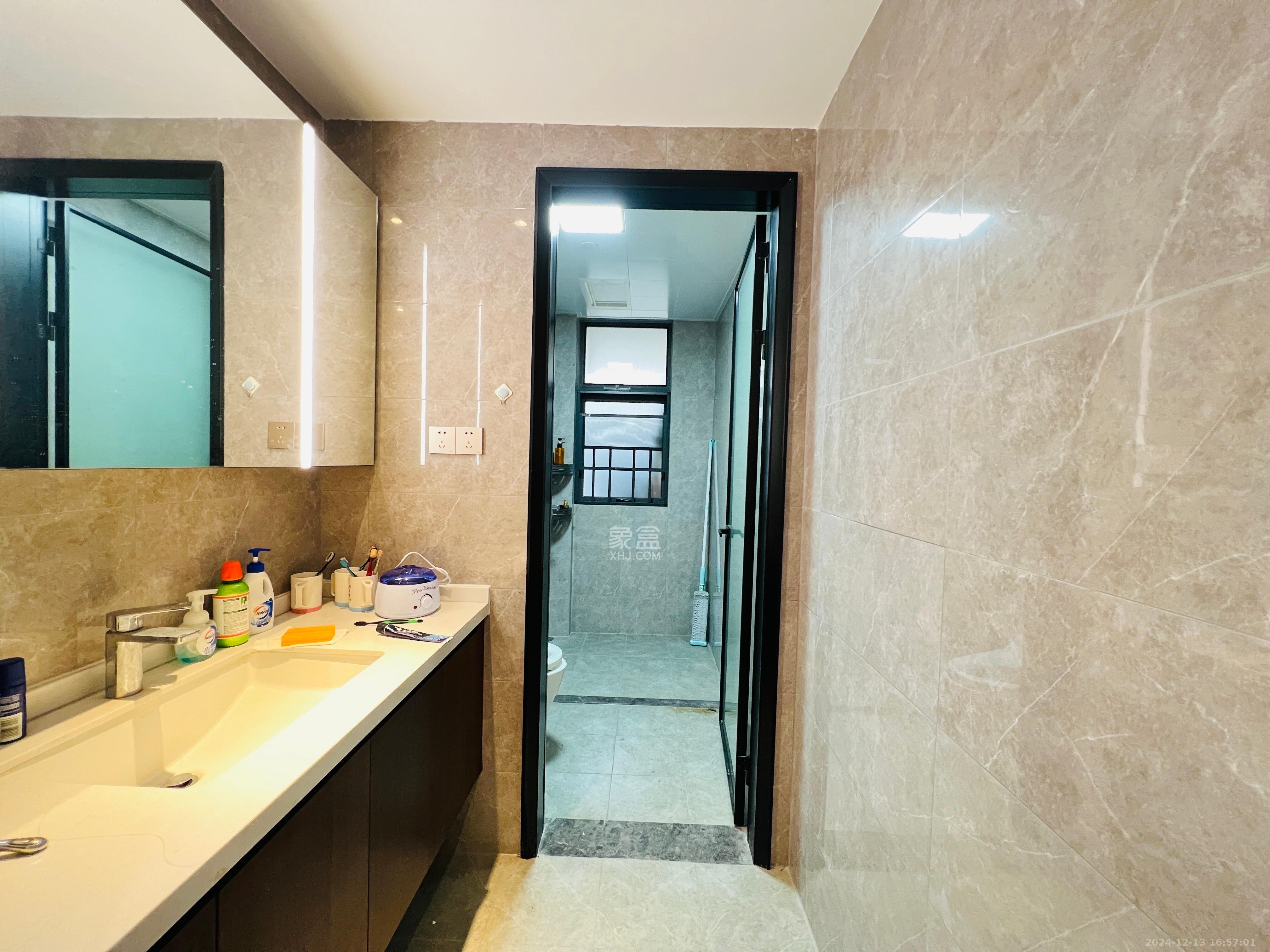 北辰瀚江府  4室2厅2卫    9000.0元/月 北辰瀚江府  4室2厅2卫    9000.0元/月室内图