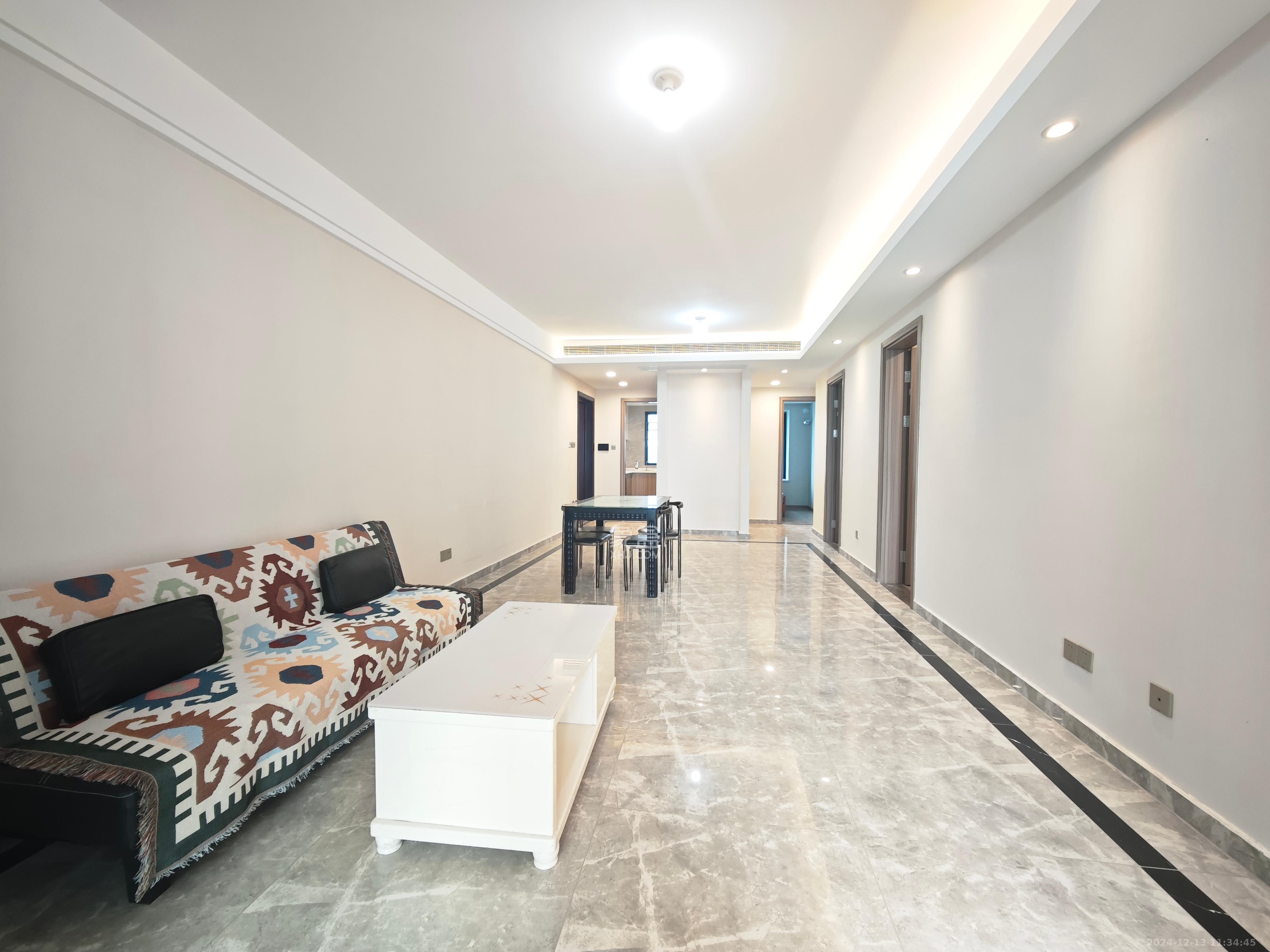 华远碧桂园海蓝城  4室2厅2卫    3200.0元/月 华远碧桂园海蓝城  4室2厅2卫    3200.0元/月