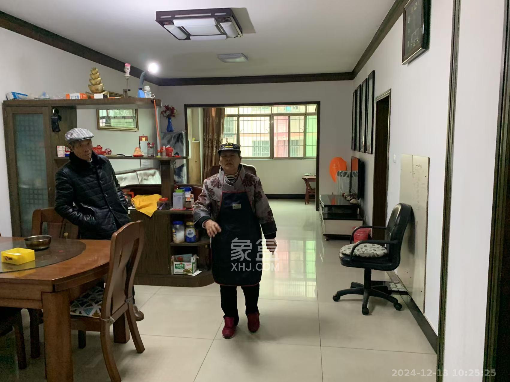 和平小区 3室2厅1卫 1500.0元/月 和平小区 3室2厅1卫 1500.0元/月室内图