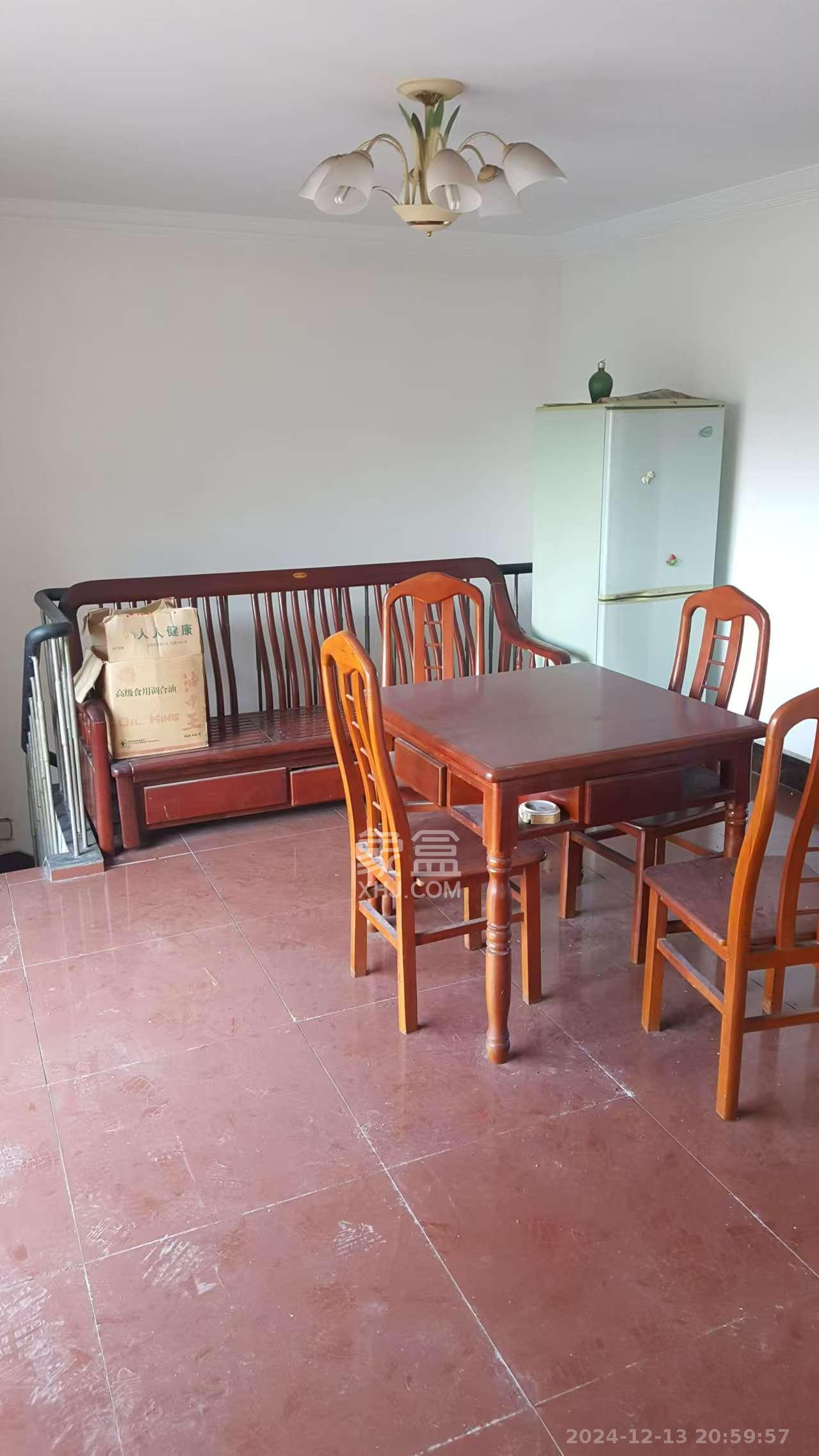 涂家冲社区(涂新小区、农商银行宿舍) 3室3厅2卫 2600.0元/月 涂家冲社区(涂新小区、农商银行宿舍) 3室3厅2卫 2600.0元/月室内图