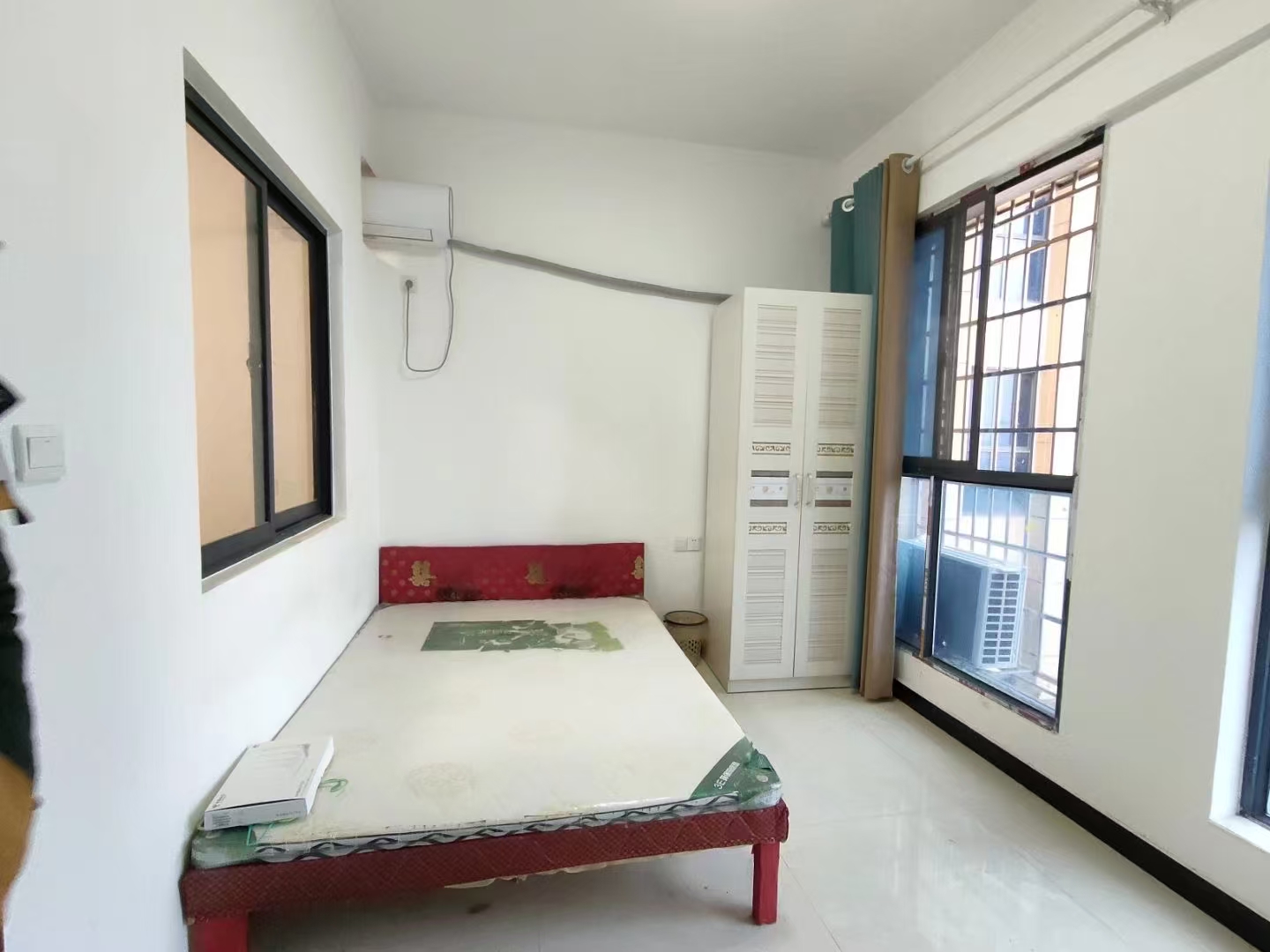 新九龙环球商业广场  2室1厅1卫    1100.0元/月室内图