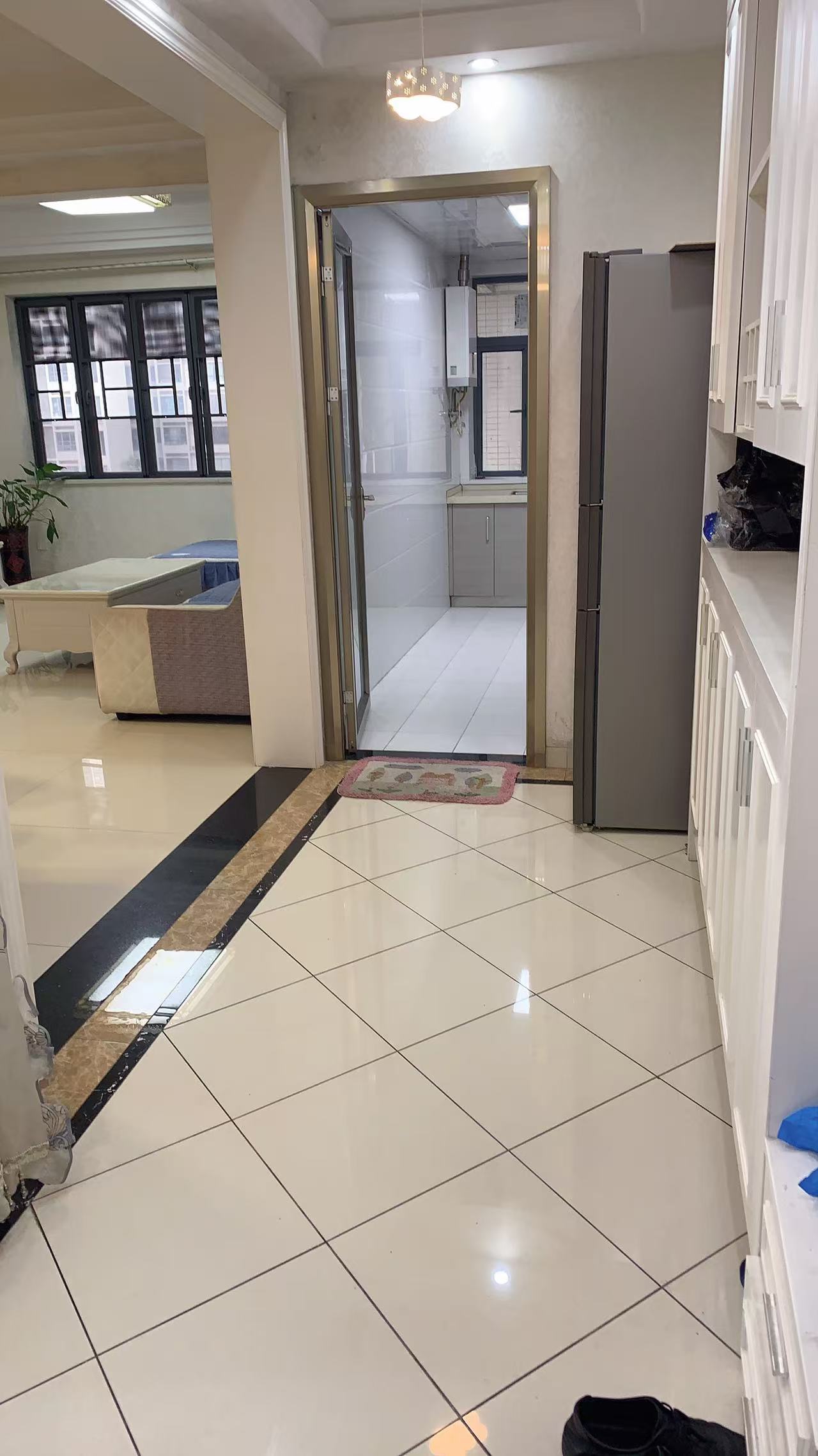 珠江愉景新城  1室0厅0卫    2000.0元/月 珠江愉景新城  1室0厅0卫    2000.0元/月室内图