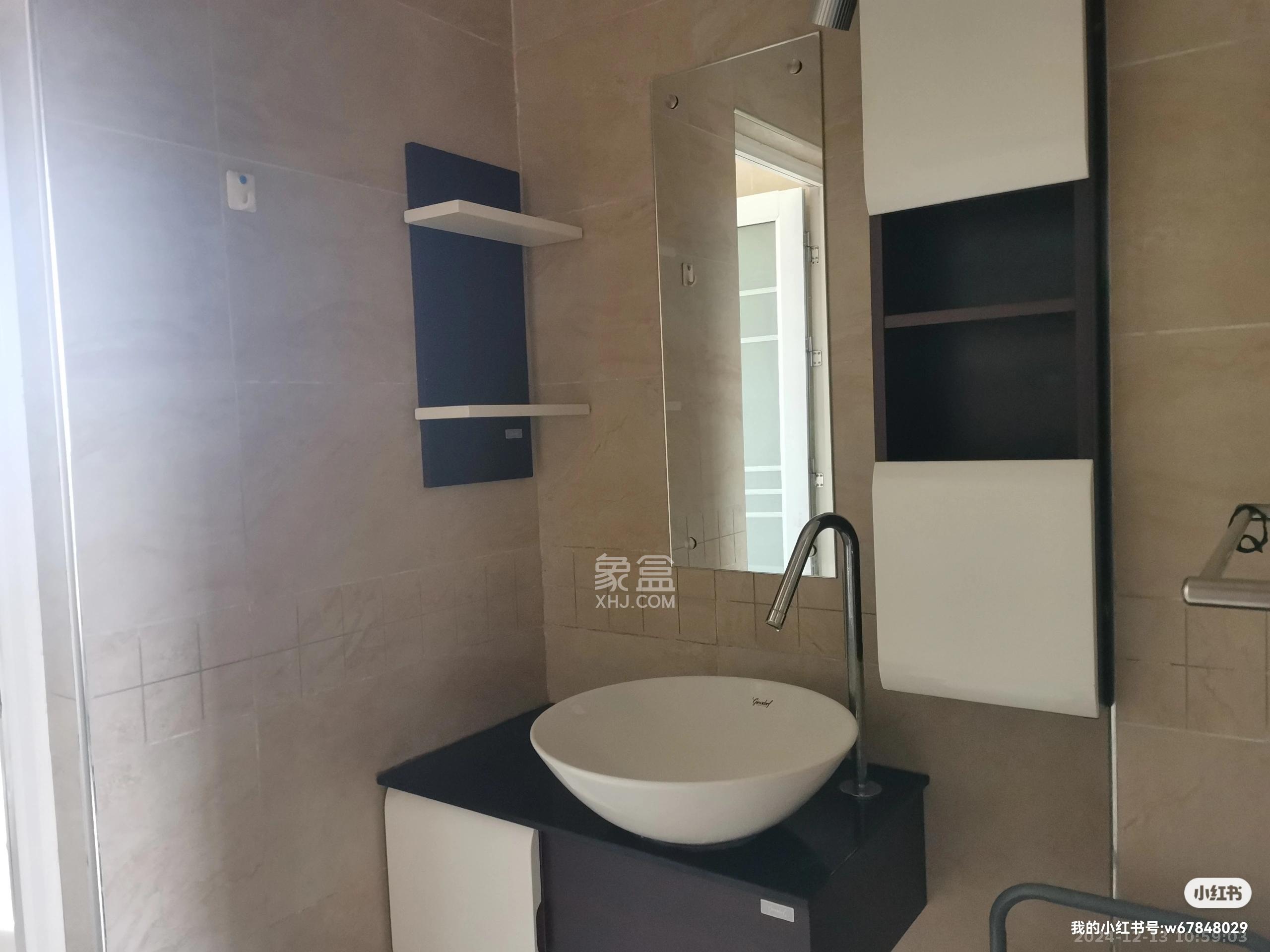 岳麓现代城 3室2厅2卫 4200.0元/月 岳麓现代城 3室2厅2卫 4200.0元/月室内图