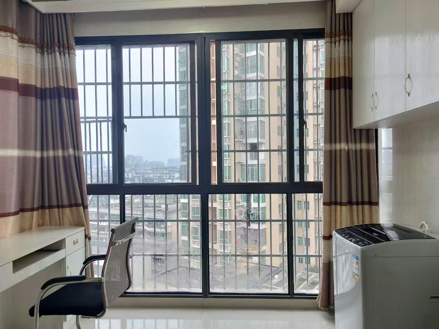 华辰汇景一、二期 1室0厅0卫 1600.0元/月 华辰汇景一、二期 1室0厅0卫 1600.0元/月室内图