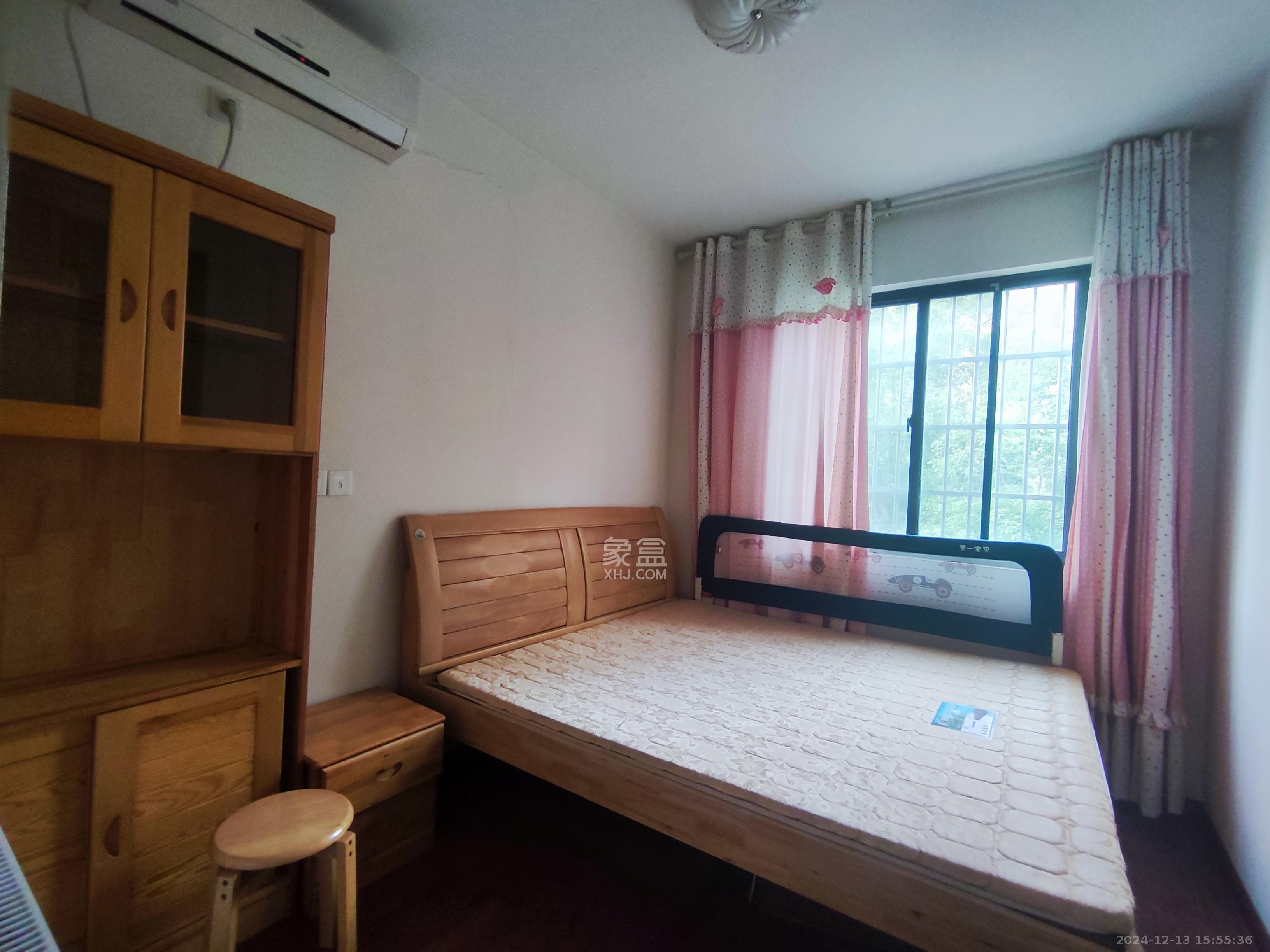 山水嘉园 3室1厅1卫 2200.0元/月 山水嘉园 3室1厅1卫 2200.0元/月室内图