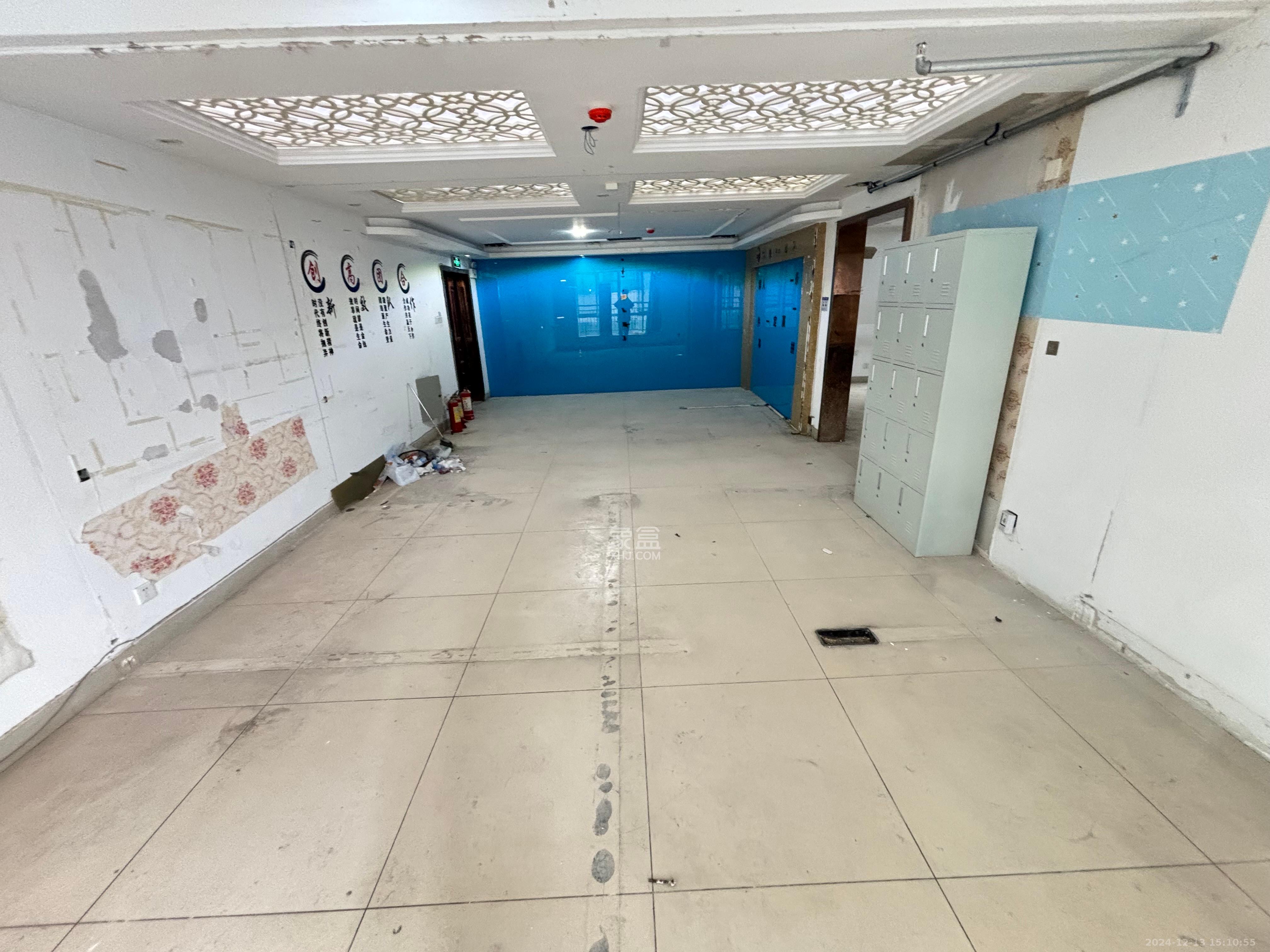 新世界百货(湖南供销大厦)  1室1厅1卫    7000.0元/月 新世界百货(湖南供销大厦)  1室1厅1卫    7000.0元/月室内图