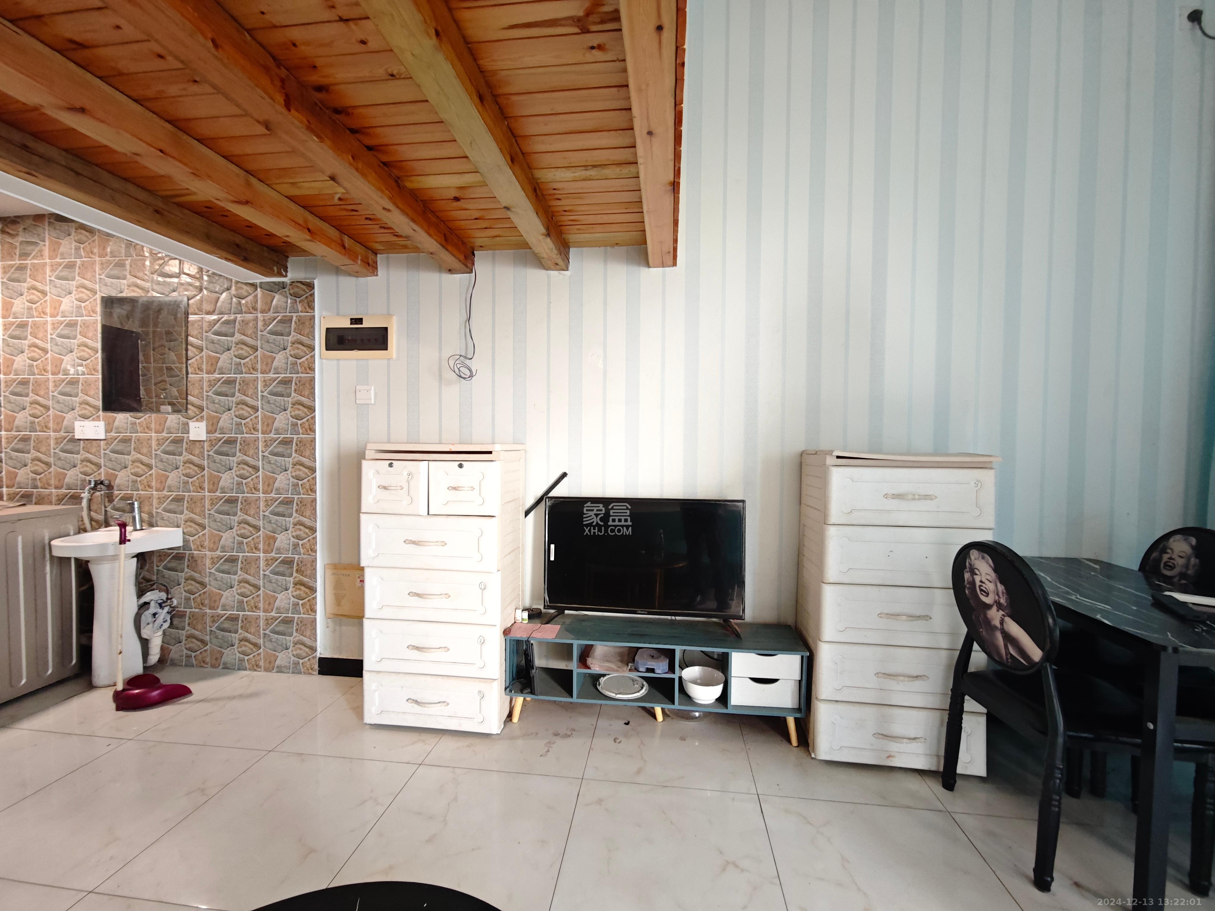 叠彩兰亭 1室1厅1卫 1200.0元/月 叠彩兰亭 1室1厅1卫 1200.0元/月室内图