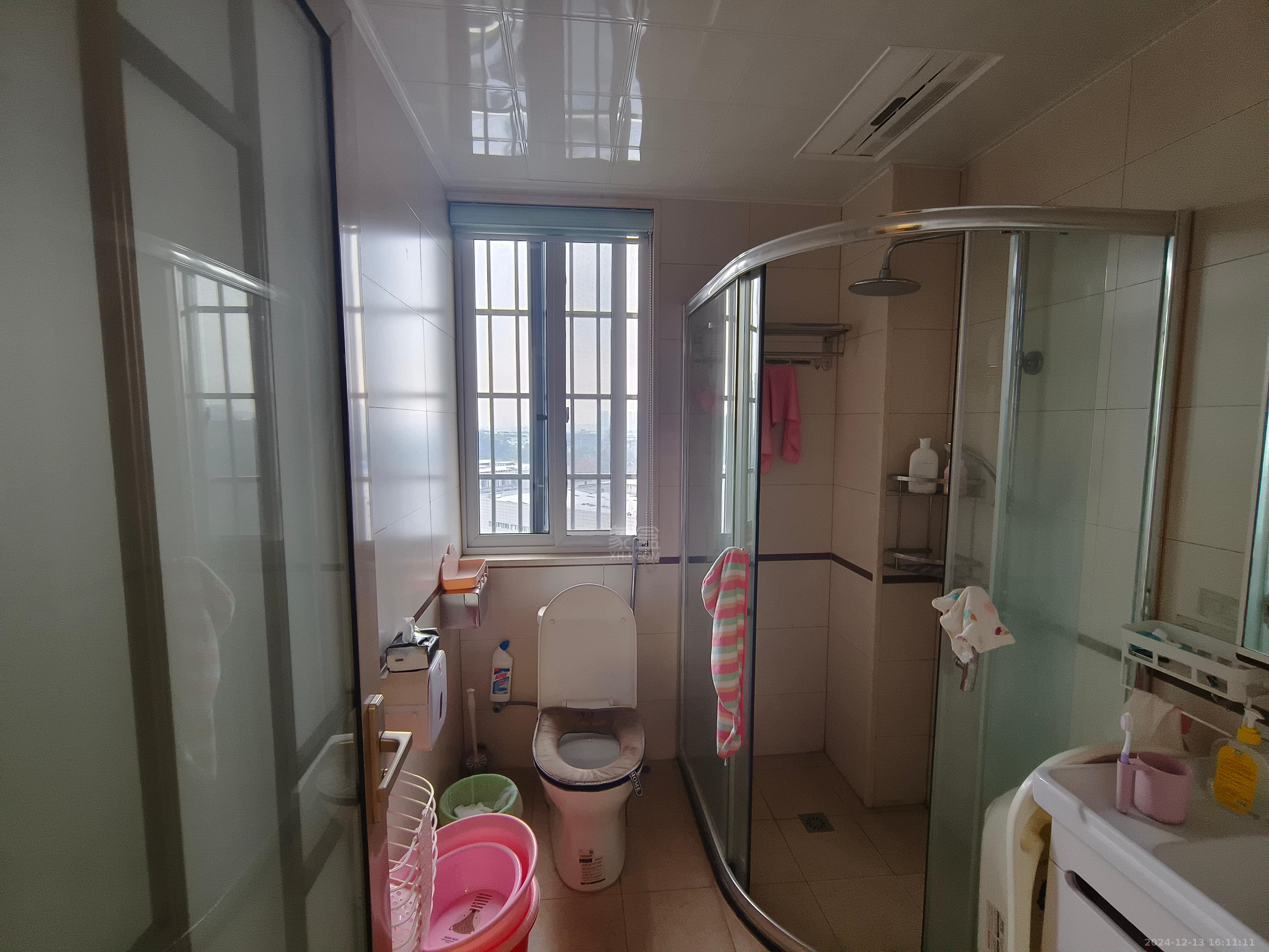 翠谷城 3室1厅1卫 2000.0元/月 翠谷城 3室1厅1卫 2000.0元/月室内图