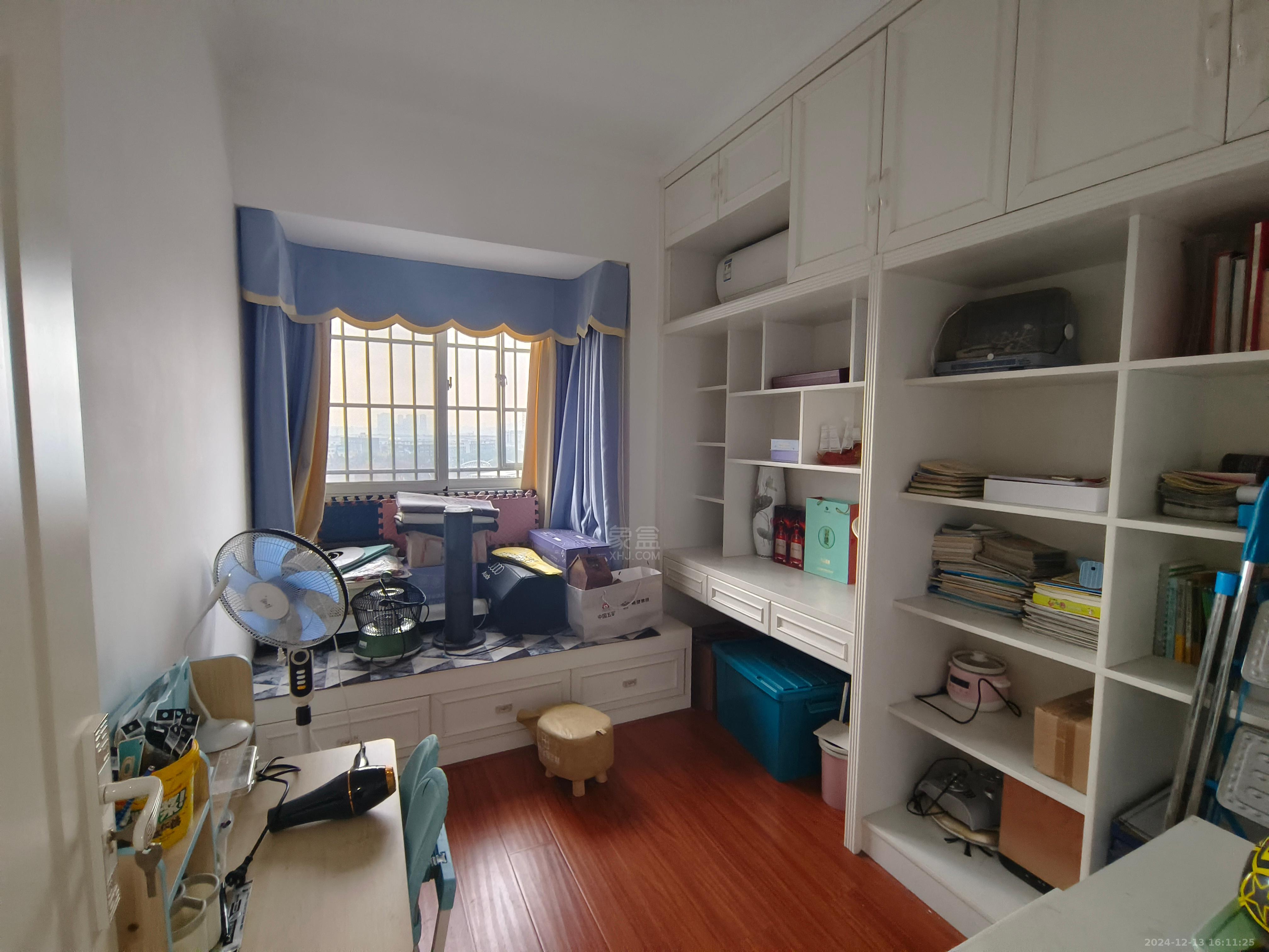 翠谷城 3室1厅1卫 2000.0元/月 翠谷城 3室1厅1卫 2000.0元/月室内图