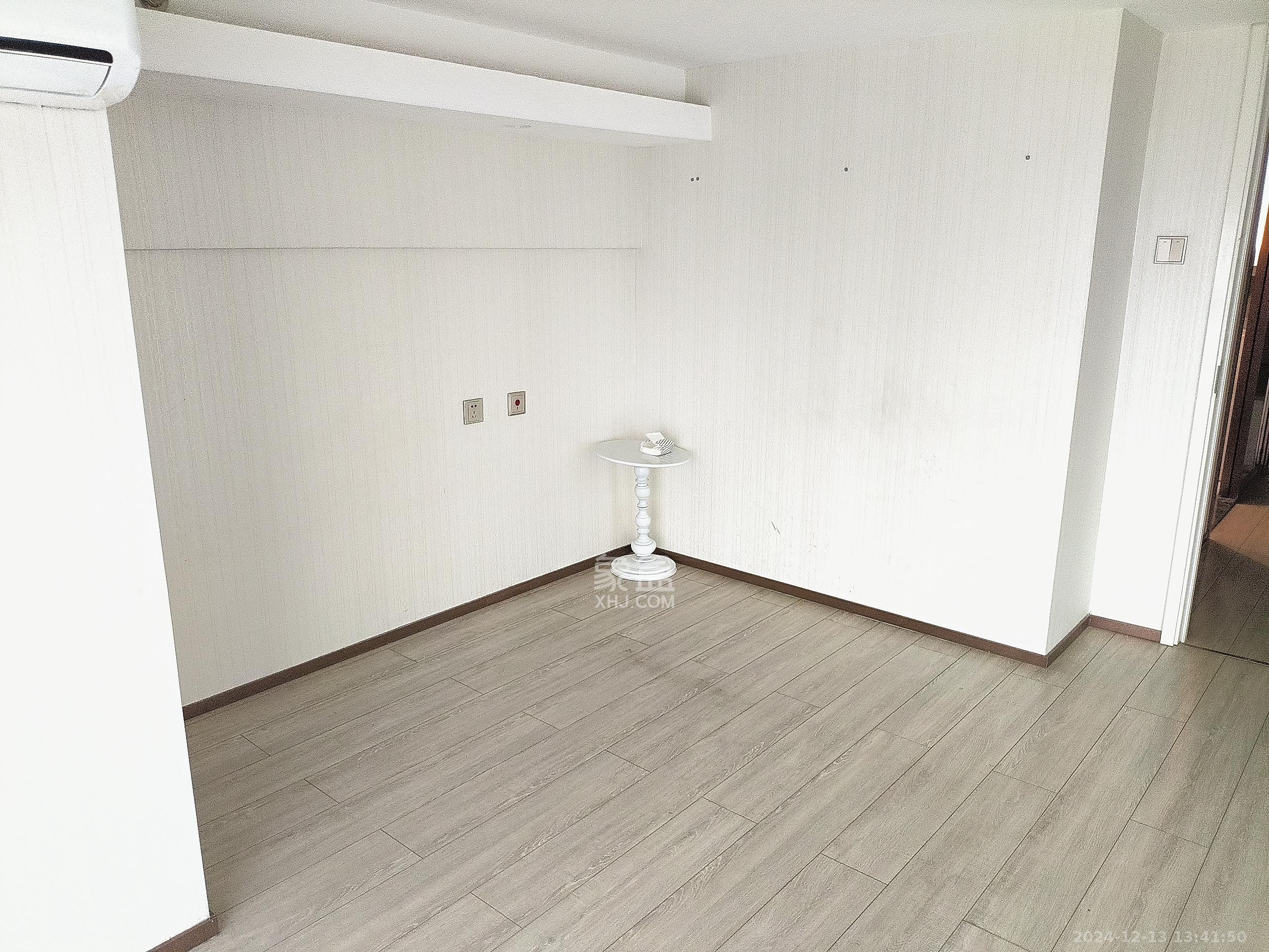 华远华时代  3室1厅2卫   4000.00元/月室内图