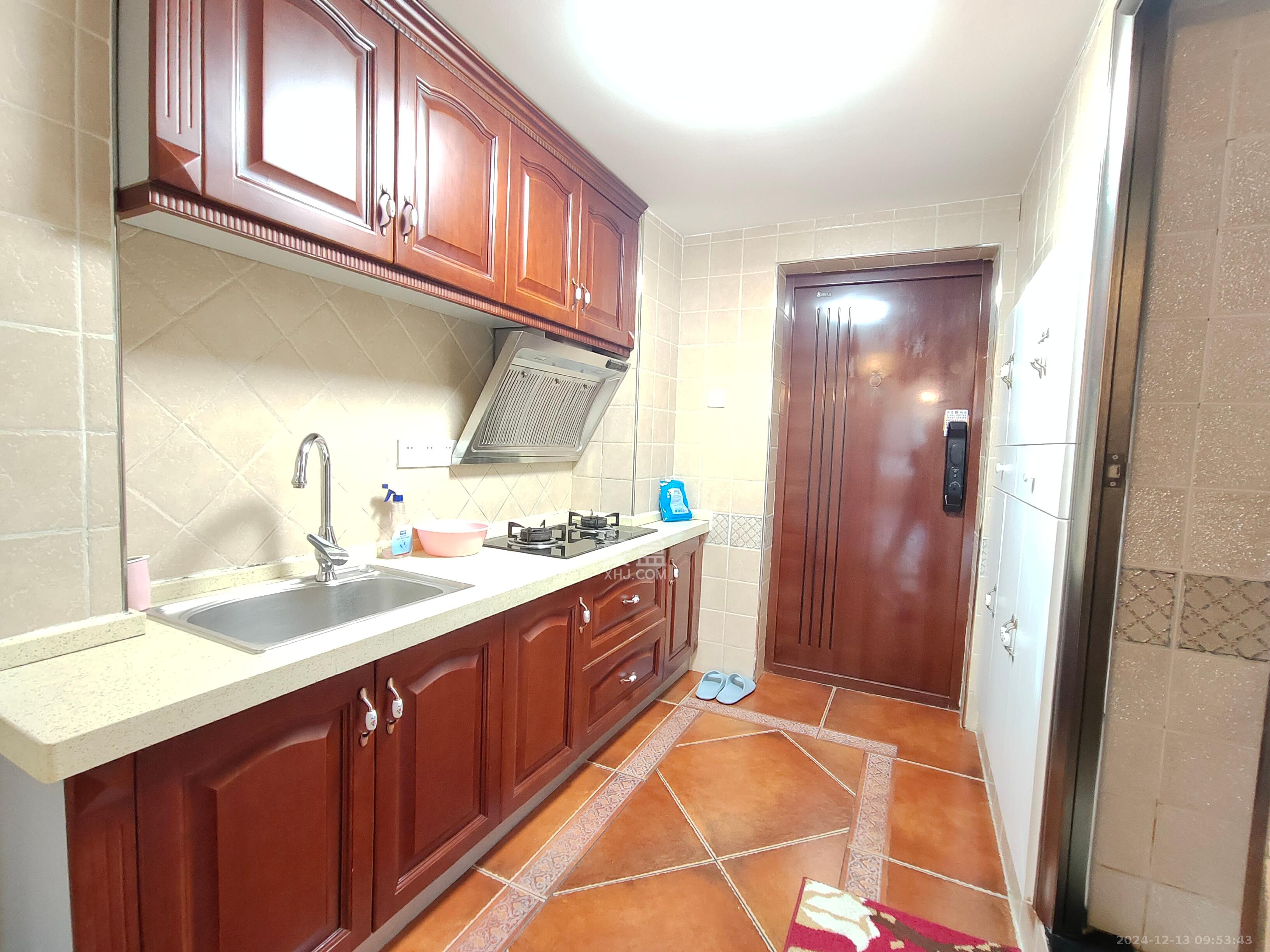 融圣国际 2室1厅1卫 2800.0元/月 融圣国际 2室1厅1卫 2800.0元/月室内图