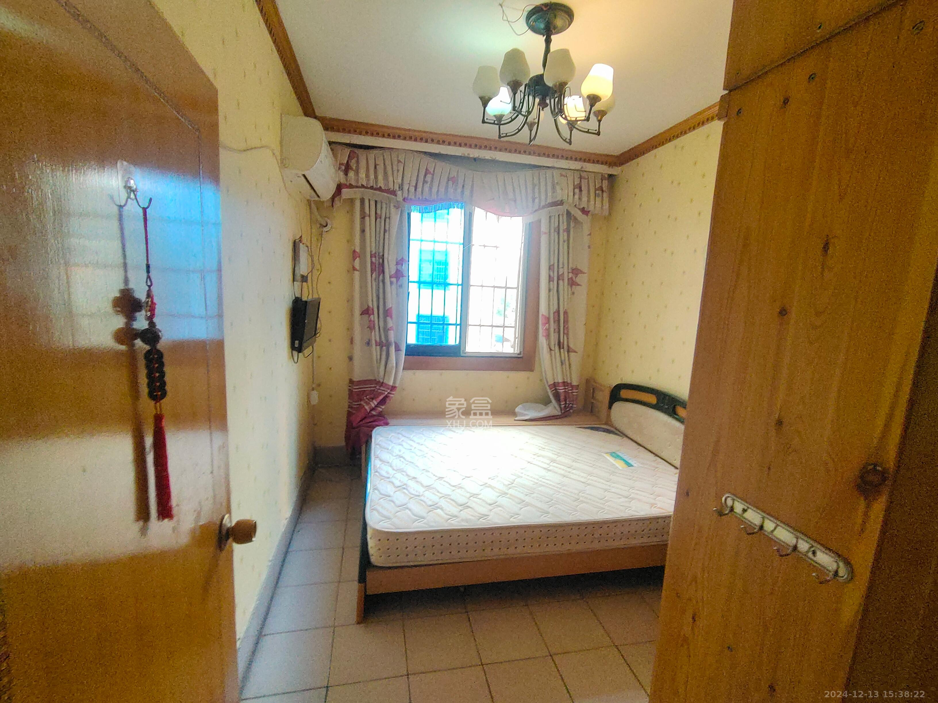 四村街社区 1室0厅0卫 1000.0元/月 四村街社区 1室0厅0卫 1000.0元/月室内图