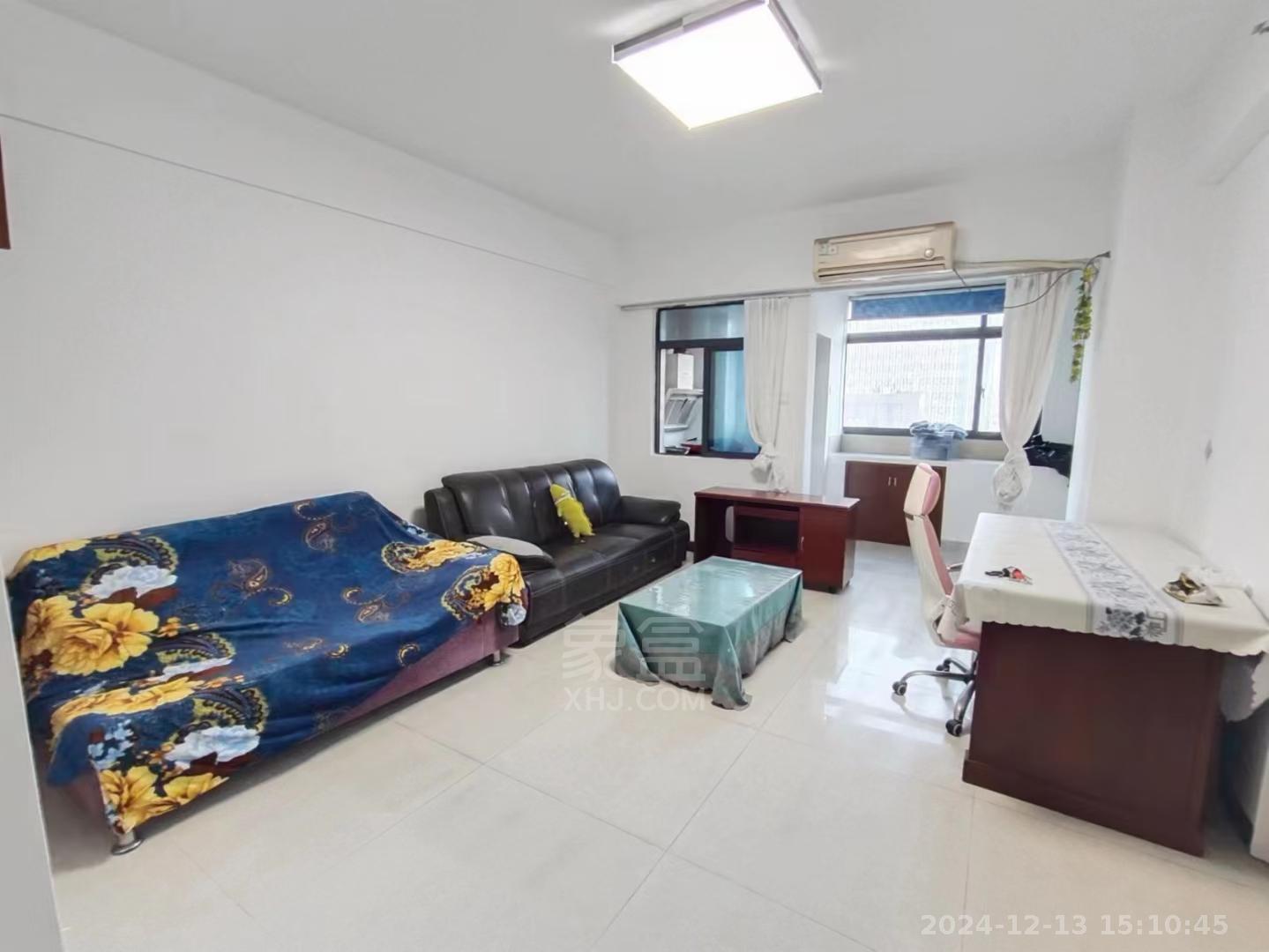 汉华国际 1室1厅1卫 1400.0元/月 汉华国际 1室1厅1卫 1400.0元/月室内图