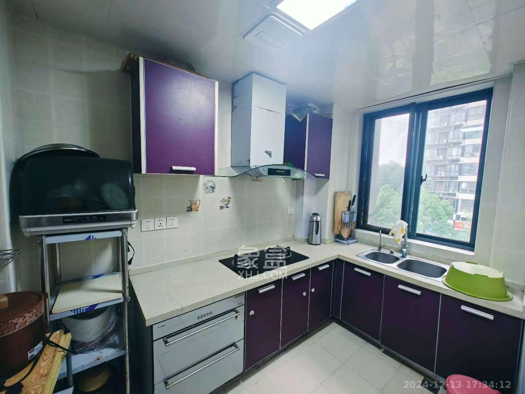 西子花苑 3室2厅2卫 2800.0元/月 西子花苑 3室2厅2卫 2800.0元/月室内图